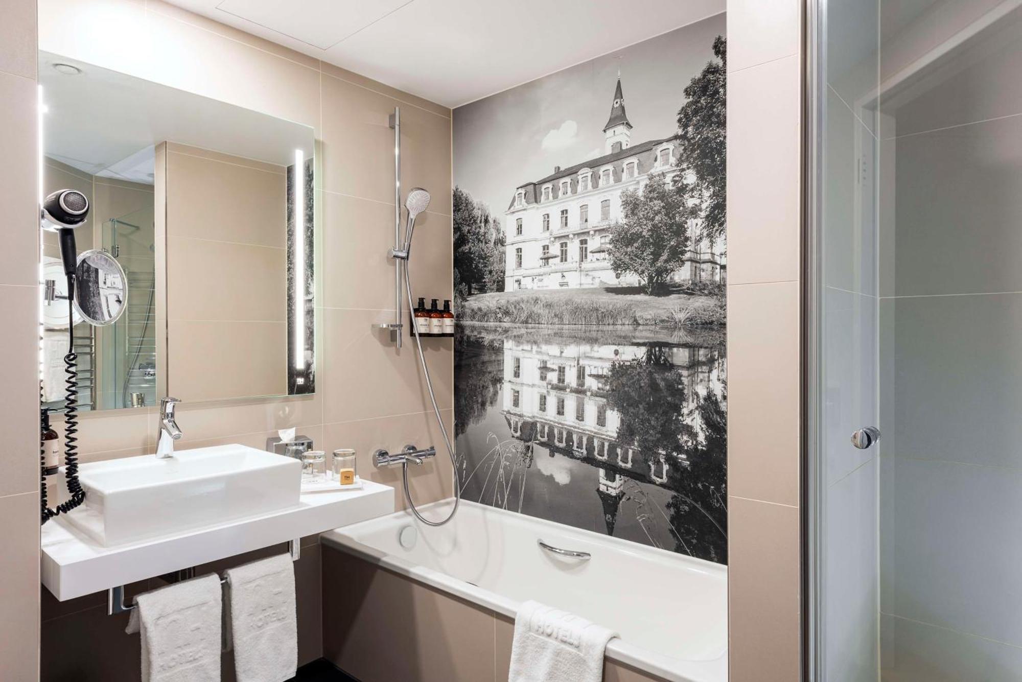 Standard Double or Twin Room,1643802401:JPEG