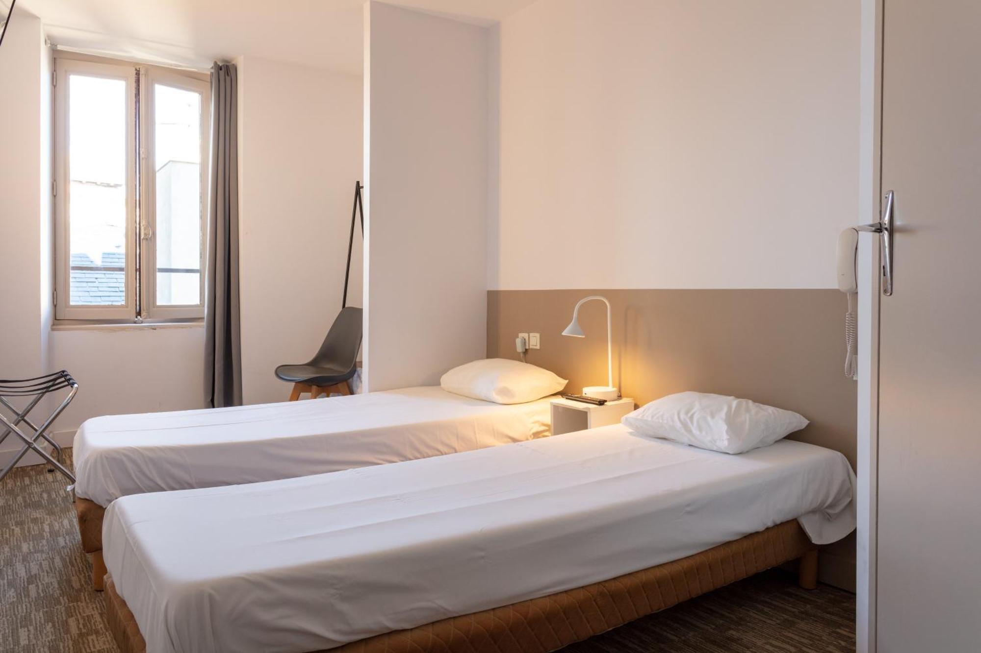 Budget Twin Room,1644405382:JPEG