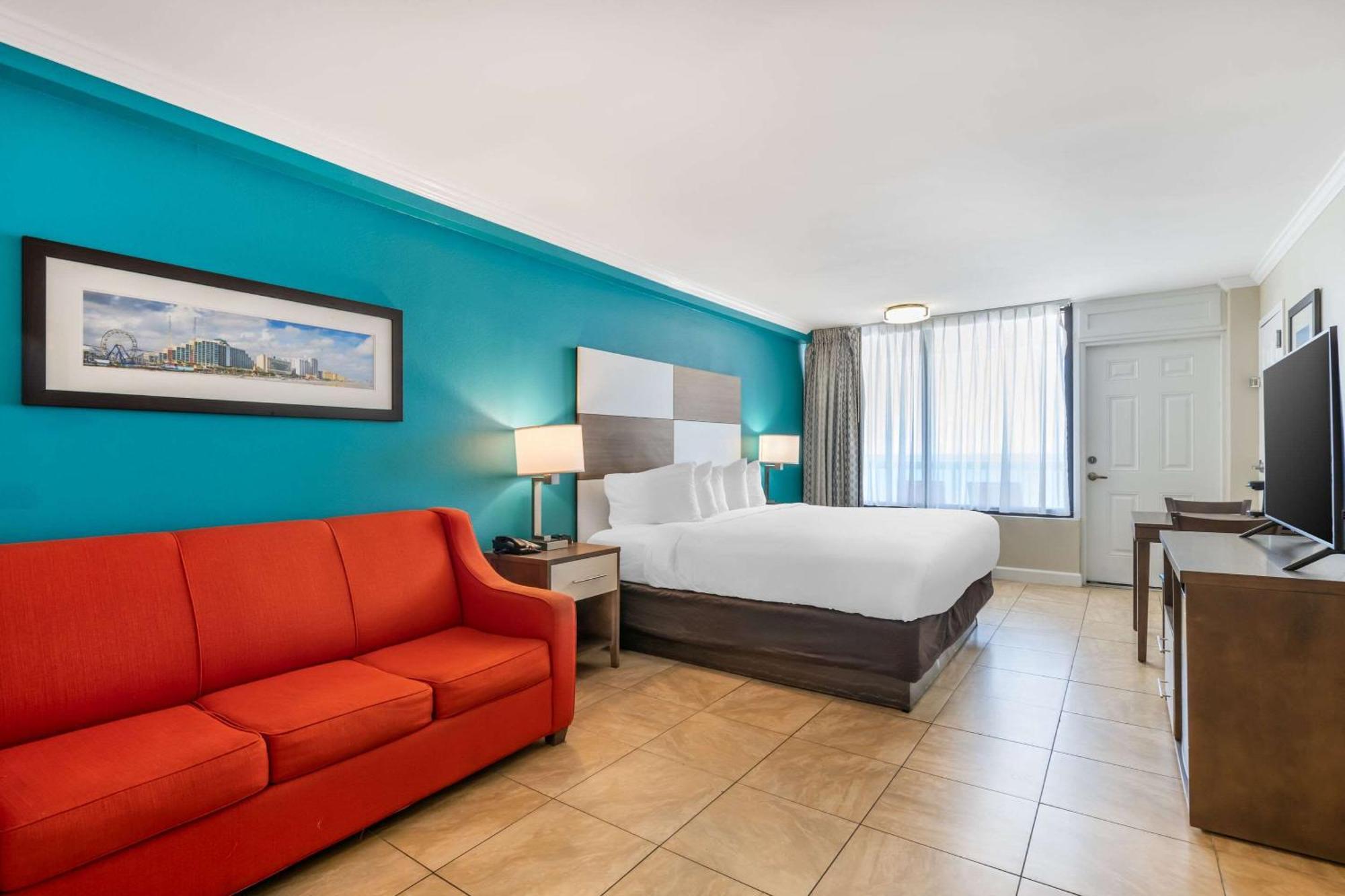King Room with Balcony and Partial Ocean View