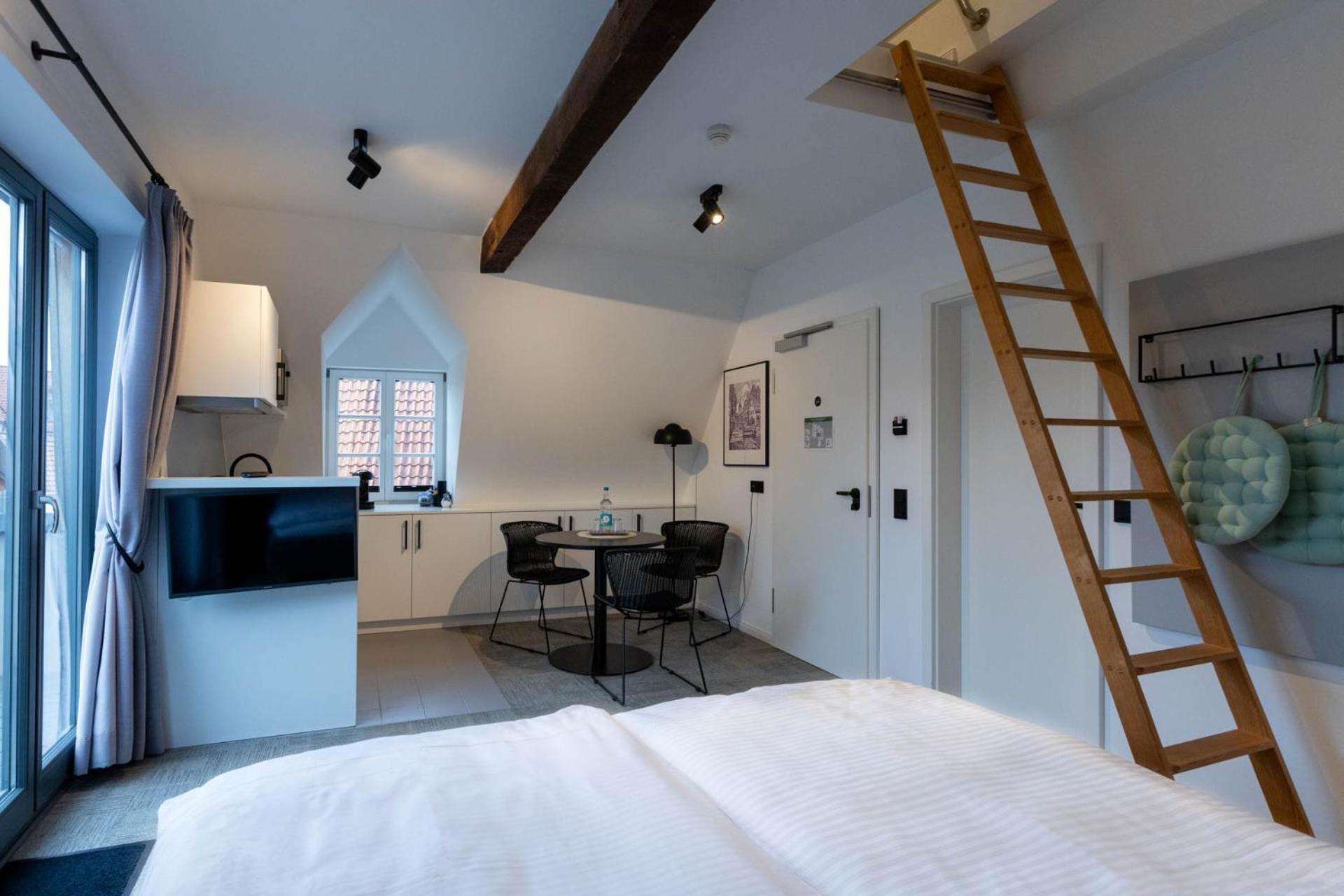 Apartment mit Balkon
