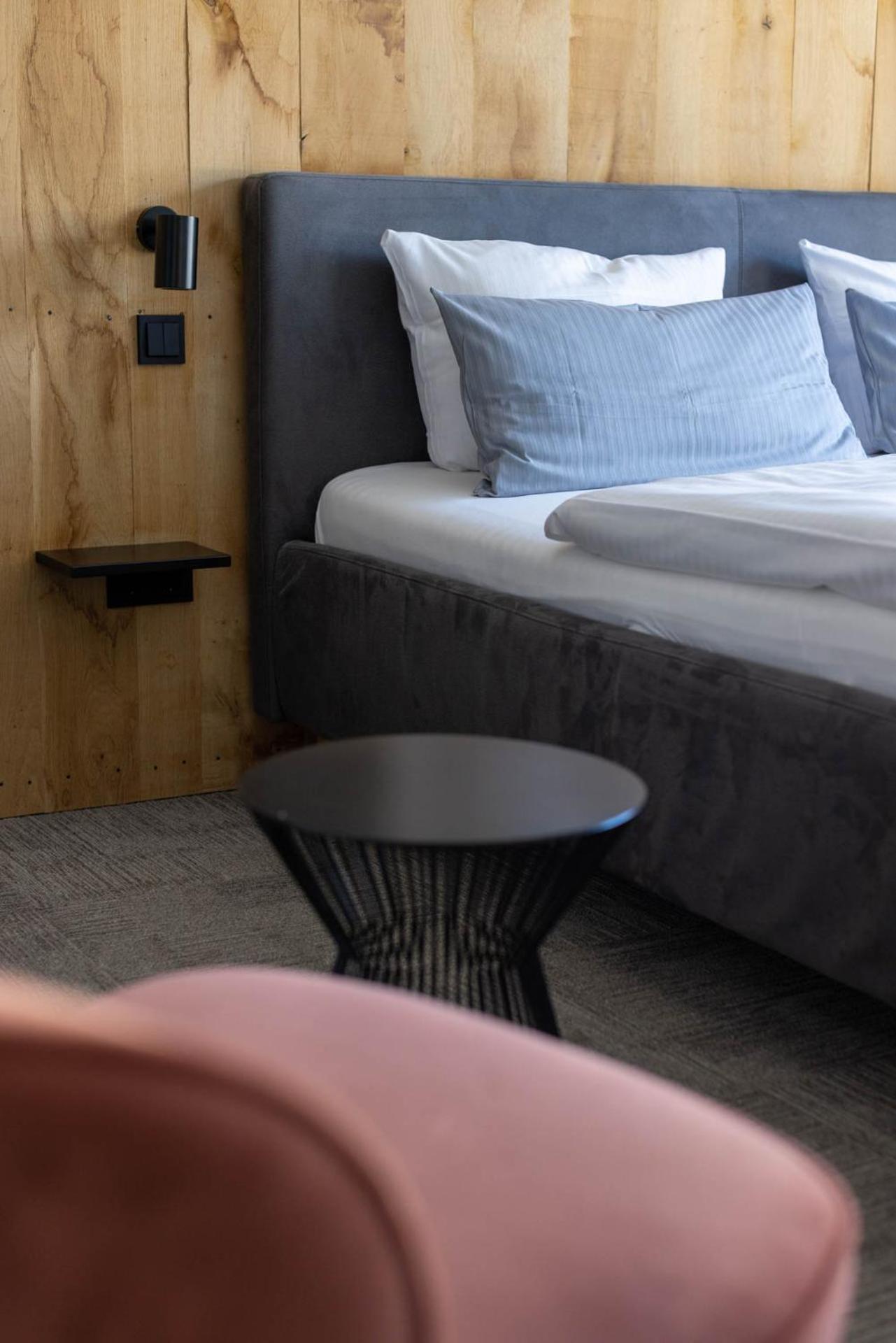 Großes Doppelzimmer
