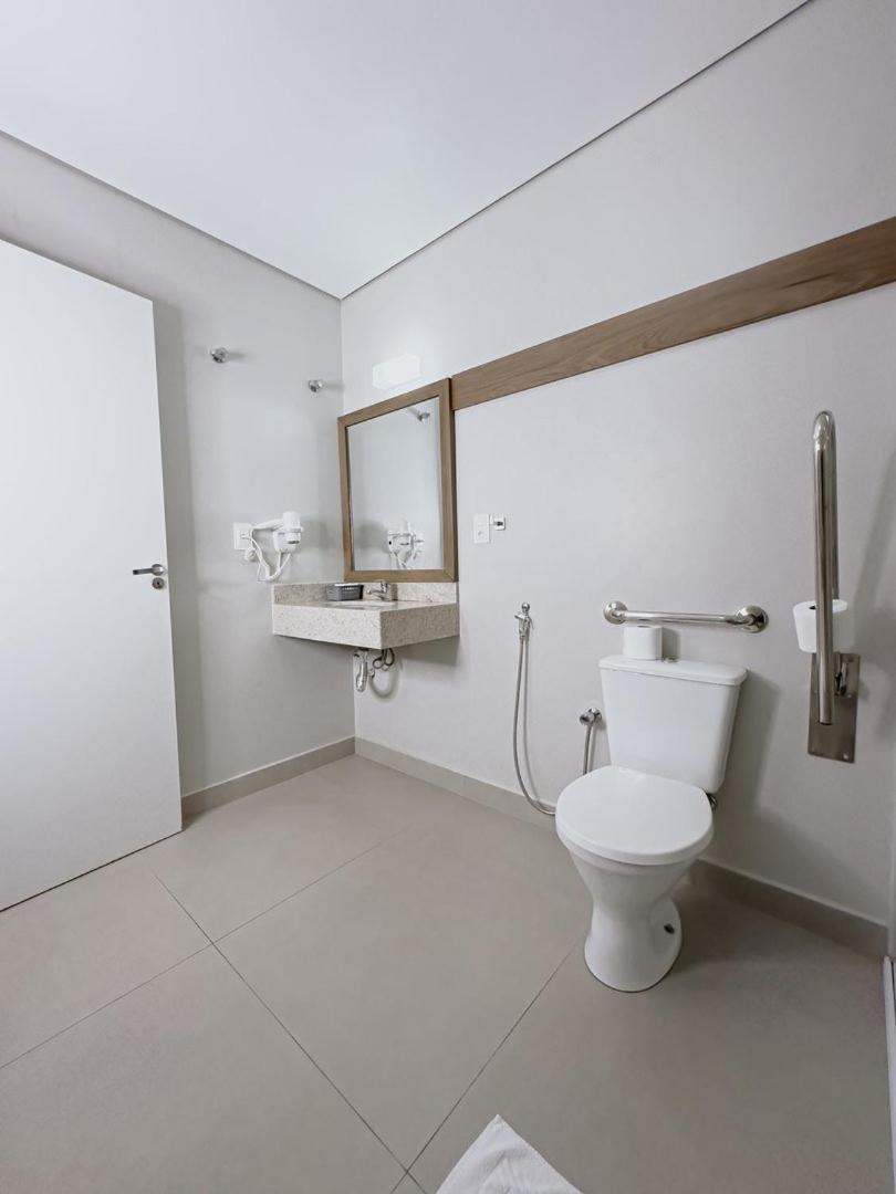 Quarto Quádruplo - Acessível para Hóspedes com Mobilidade Reduzida