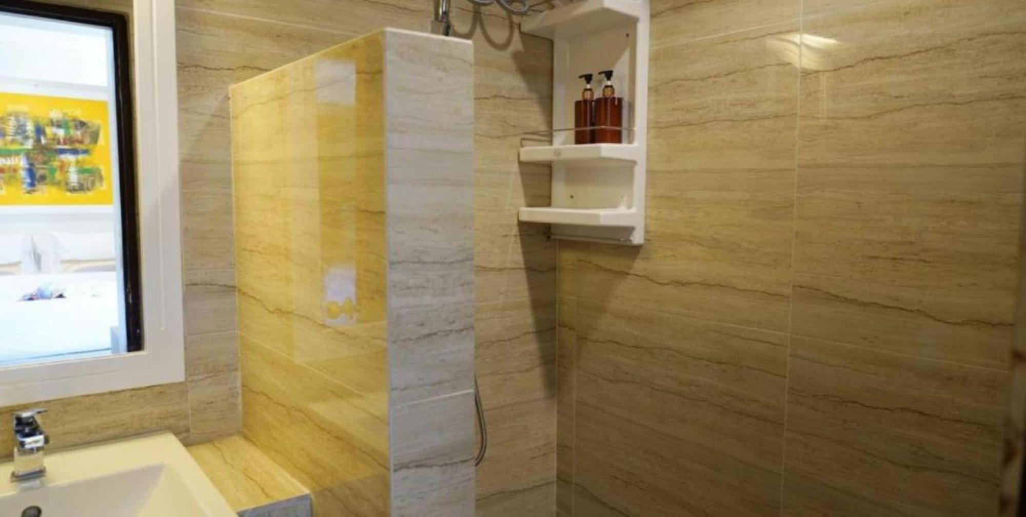Quarto Twin Deluxe com Janela