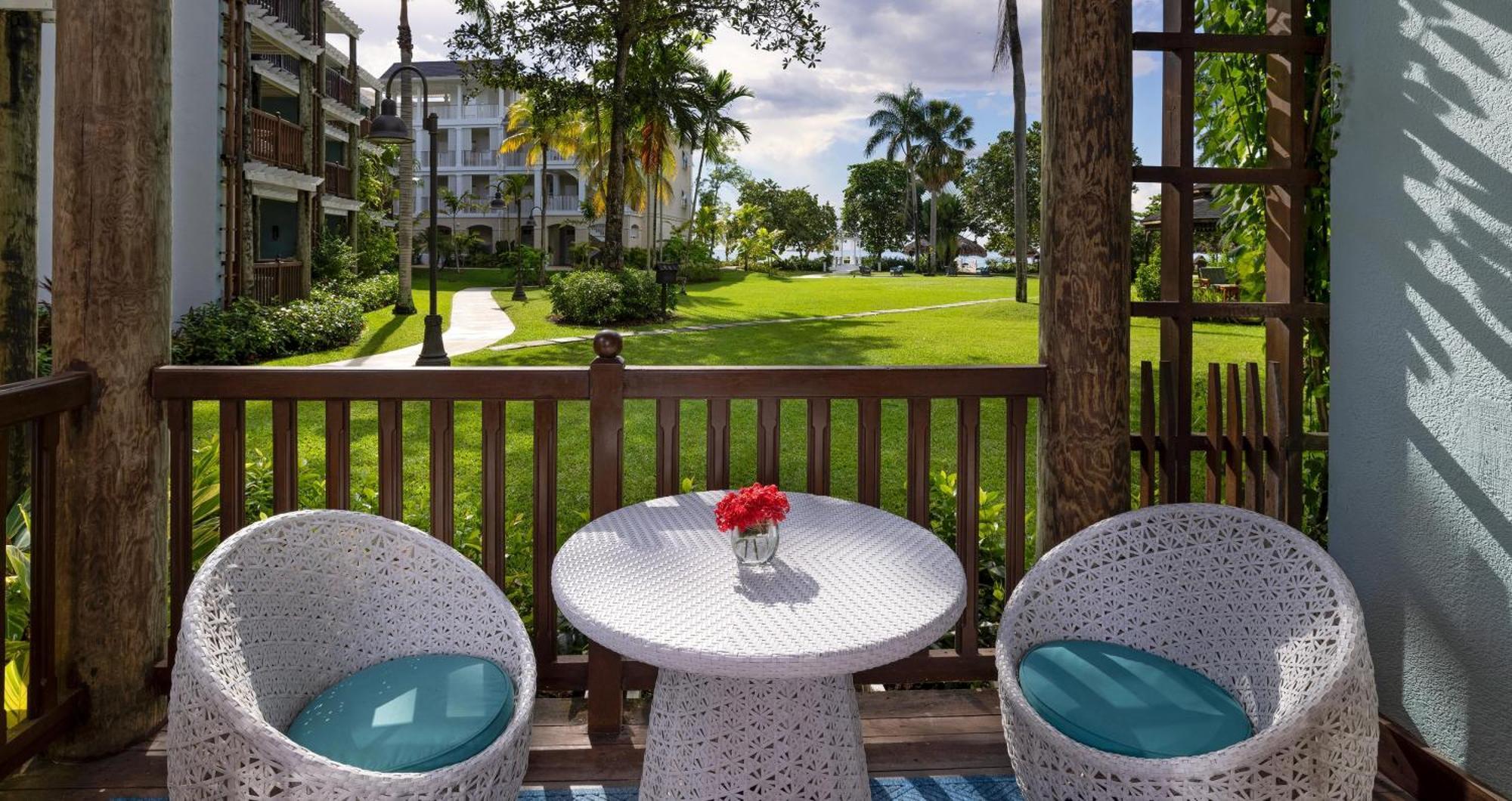 Camera King Fronte Spiaggia Tropicale con Concierge