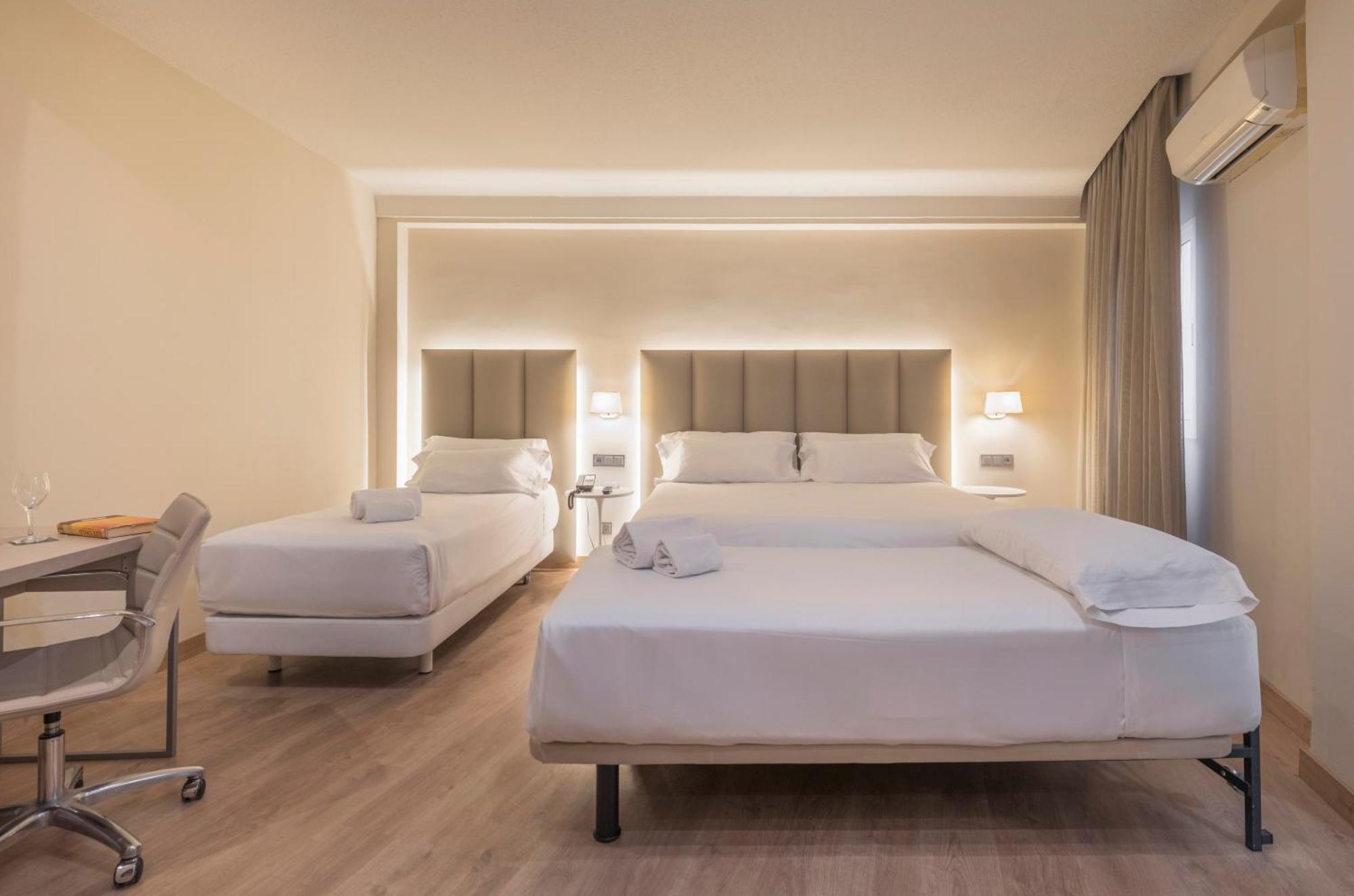Standard Triple Room,1646332094:JPEG