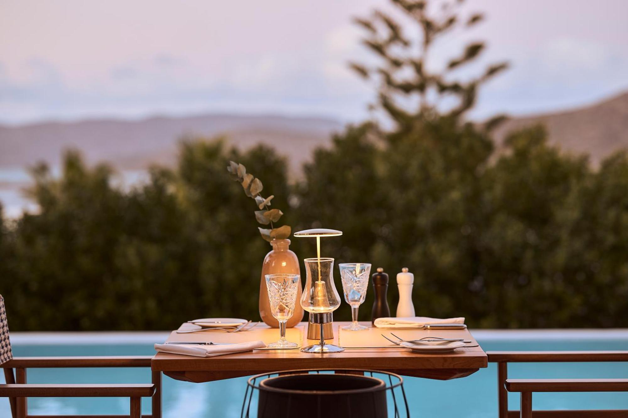 Bungalow Mythica avec Piscine Privée - Vue sur Mer