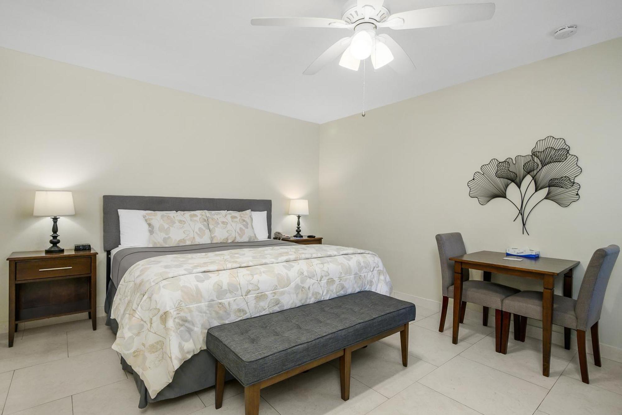 Queen Bed Room,1646894129:JPEG