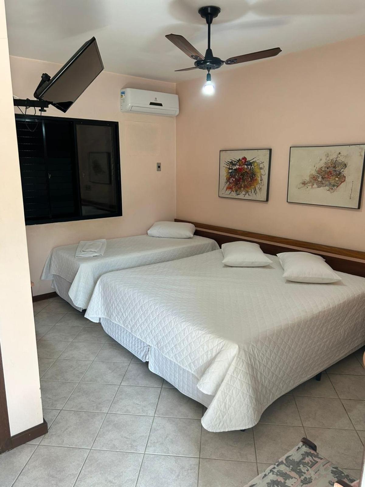Quarto Standard com 2 Camas de Solteiro
