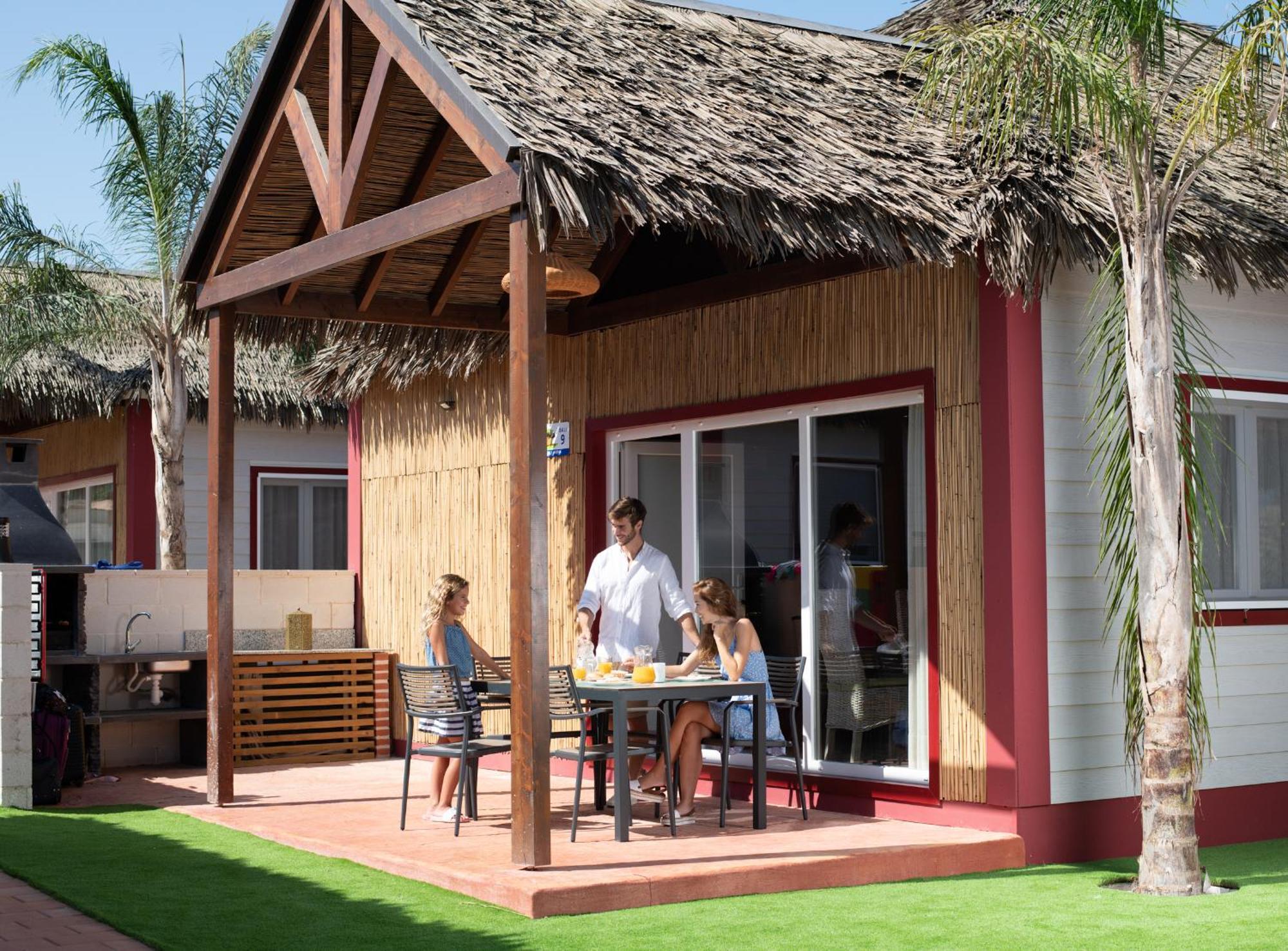 Deluxe Bungalow,1651742576:JPEG