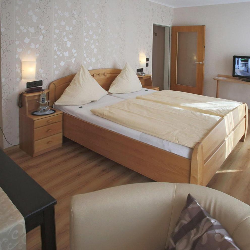 Doppelzimmer mit Balkon