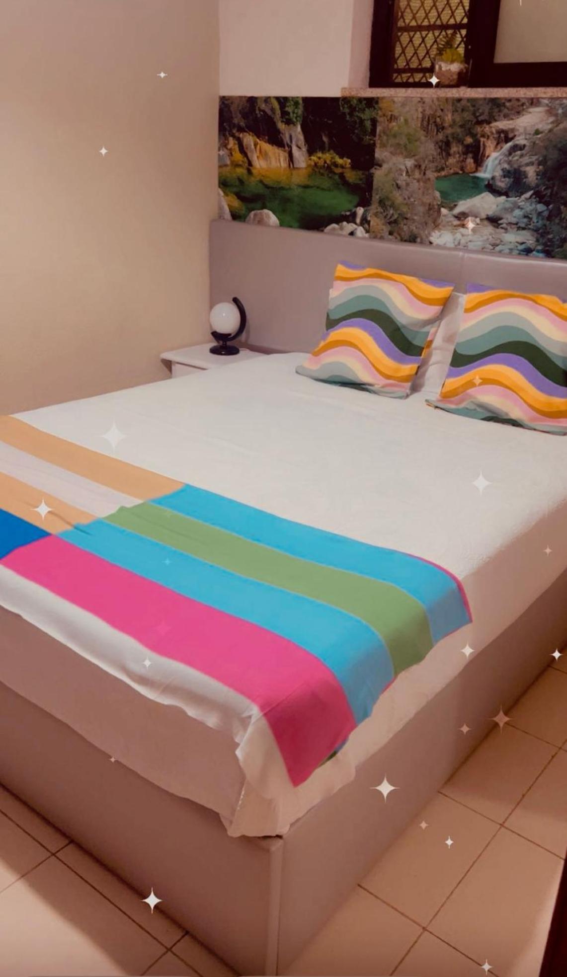 Quarto Duplo Económico sem Vista