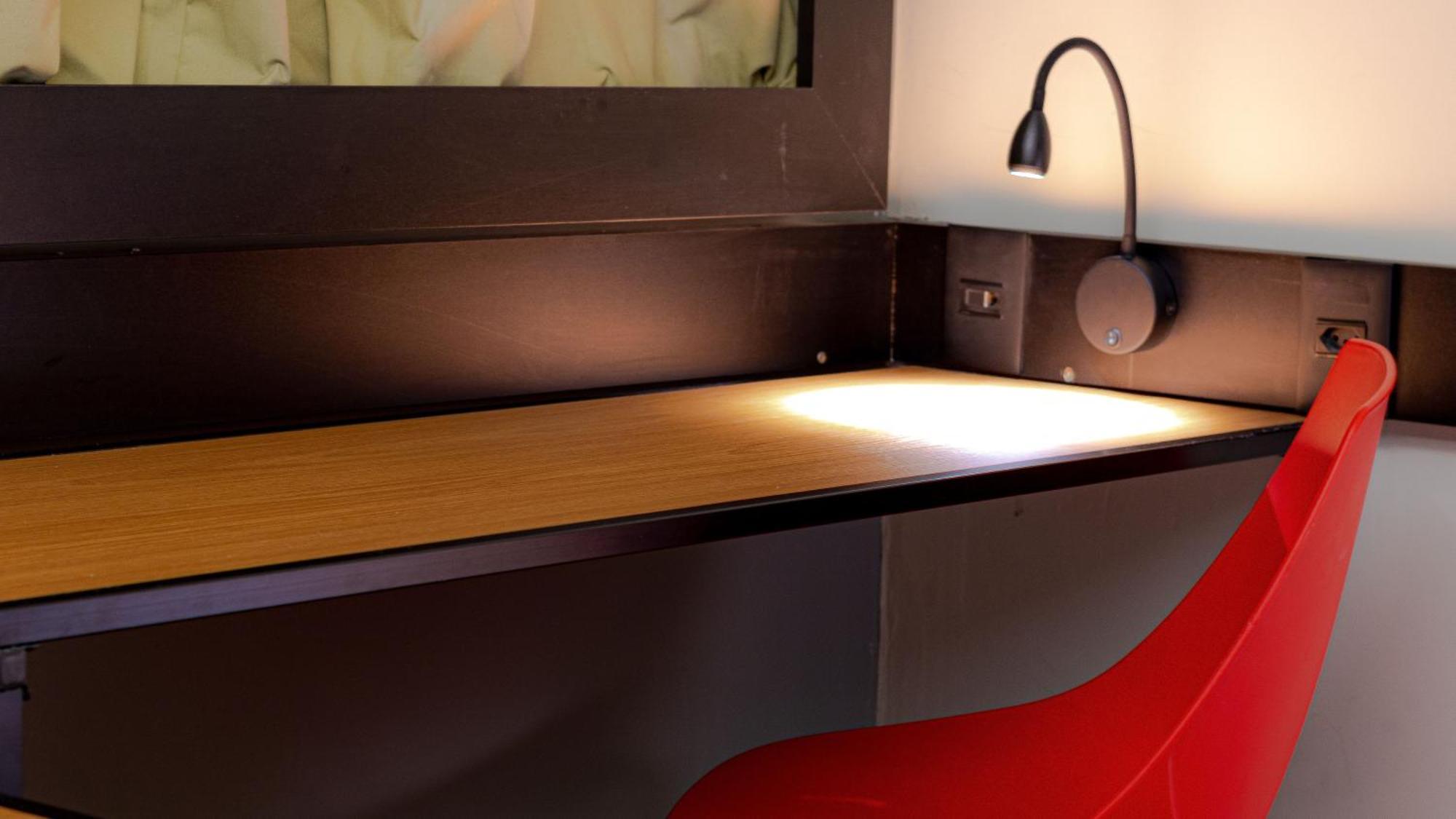Quarto com 2 Camas de Solteiro