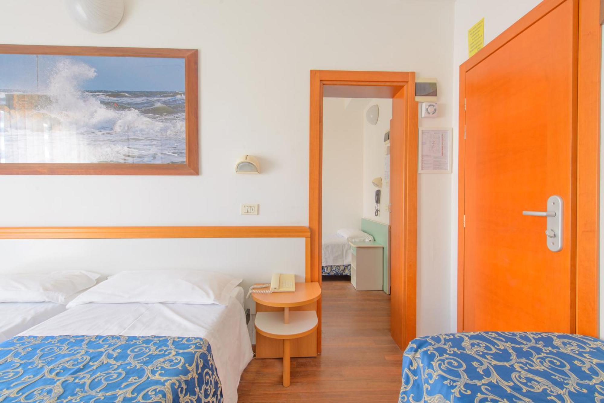 Camera Familiare con Balcone