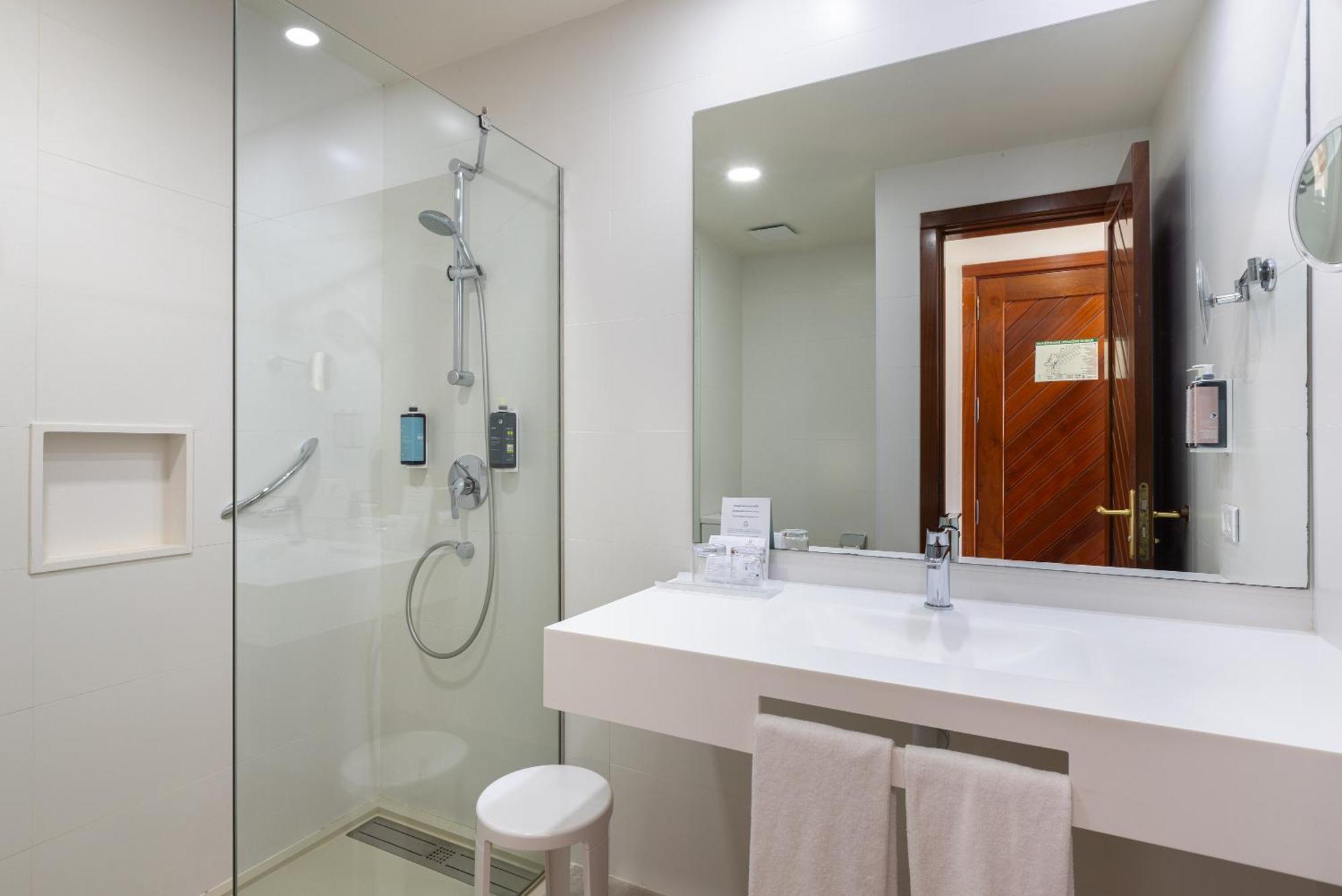Double Room,1659459775:JPEG