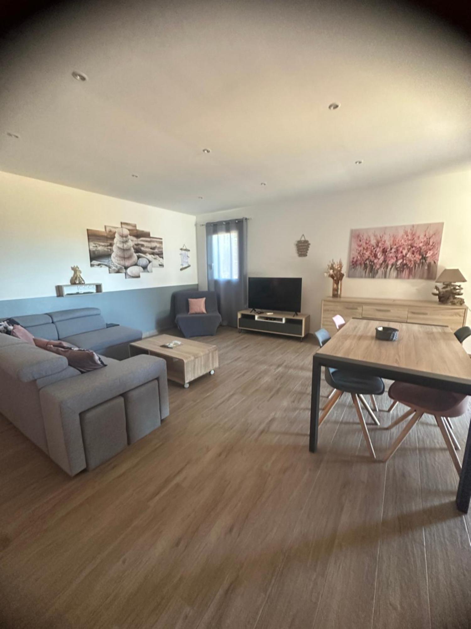 Villa 2 Chambres (6 Adultes)