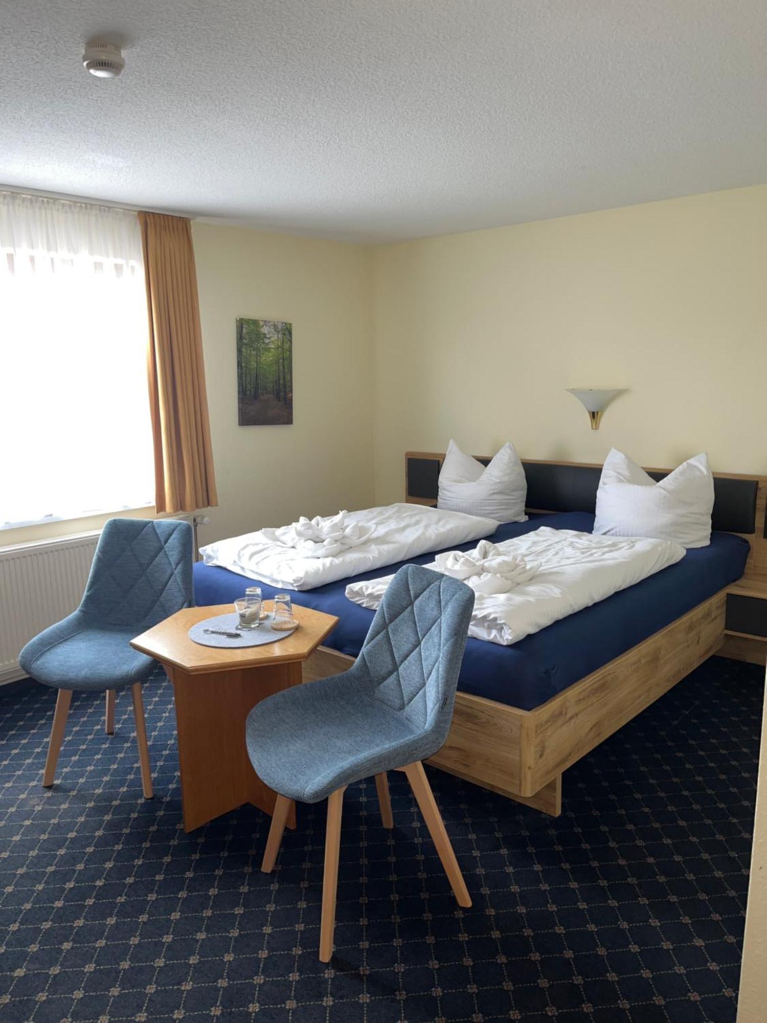 Doppelzimmer mit Zustellbett - Nr. 23