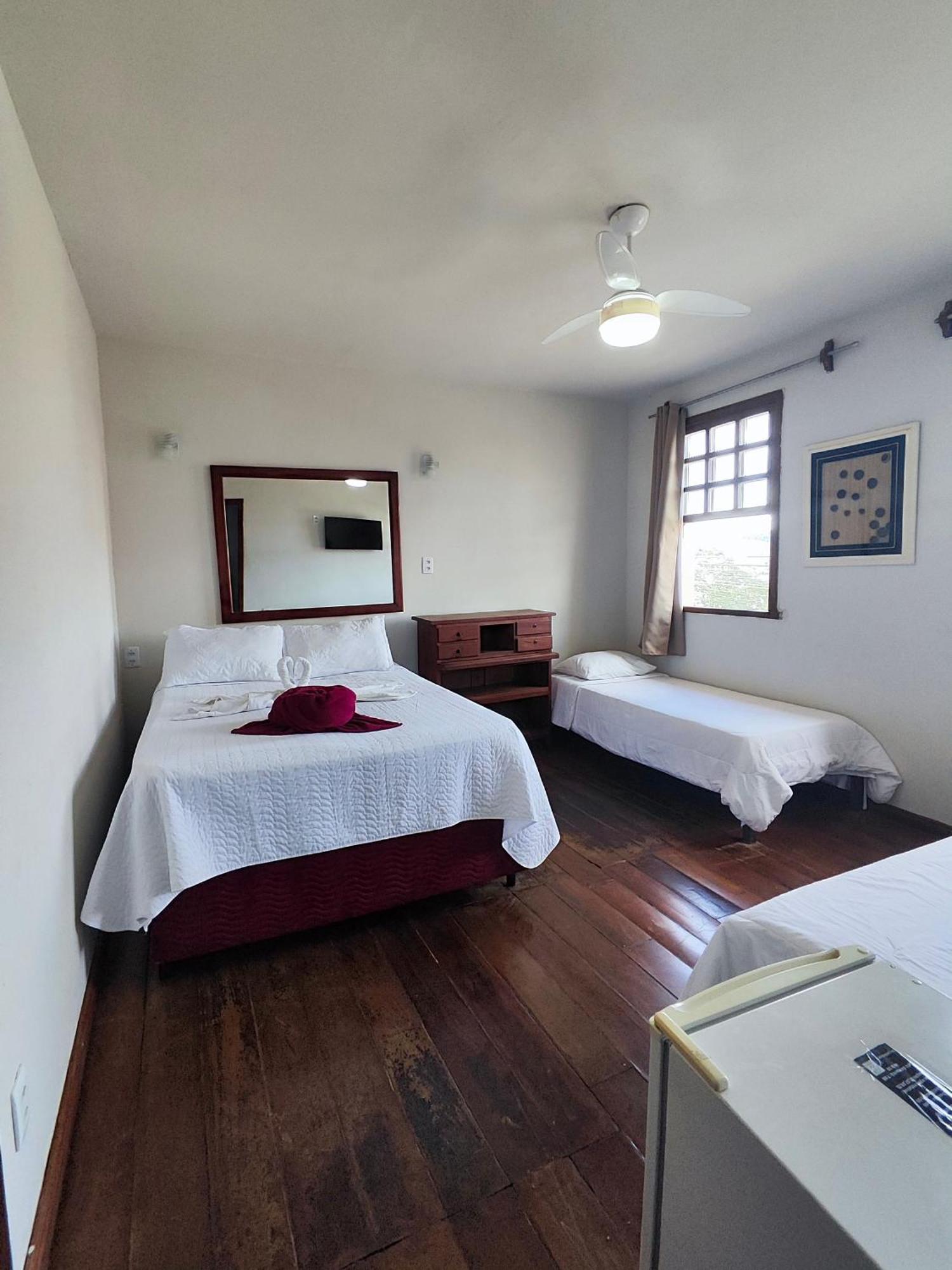 Quarto Triplo com Vista