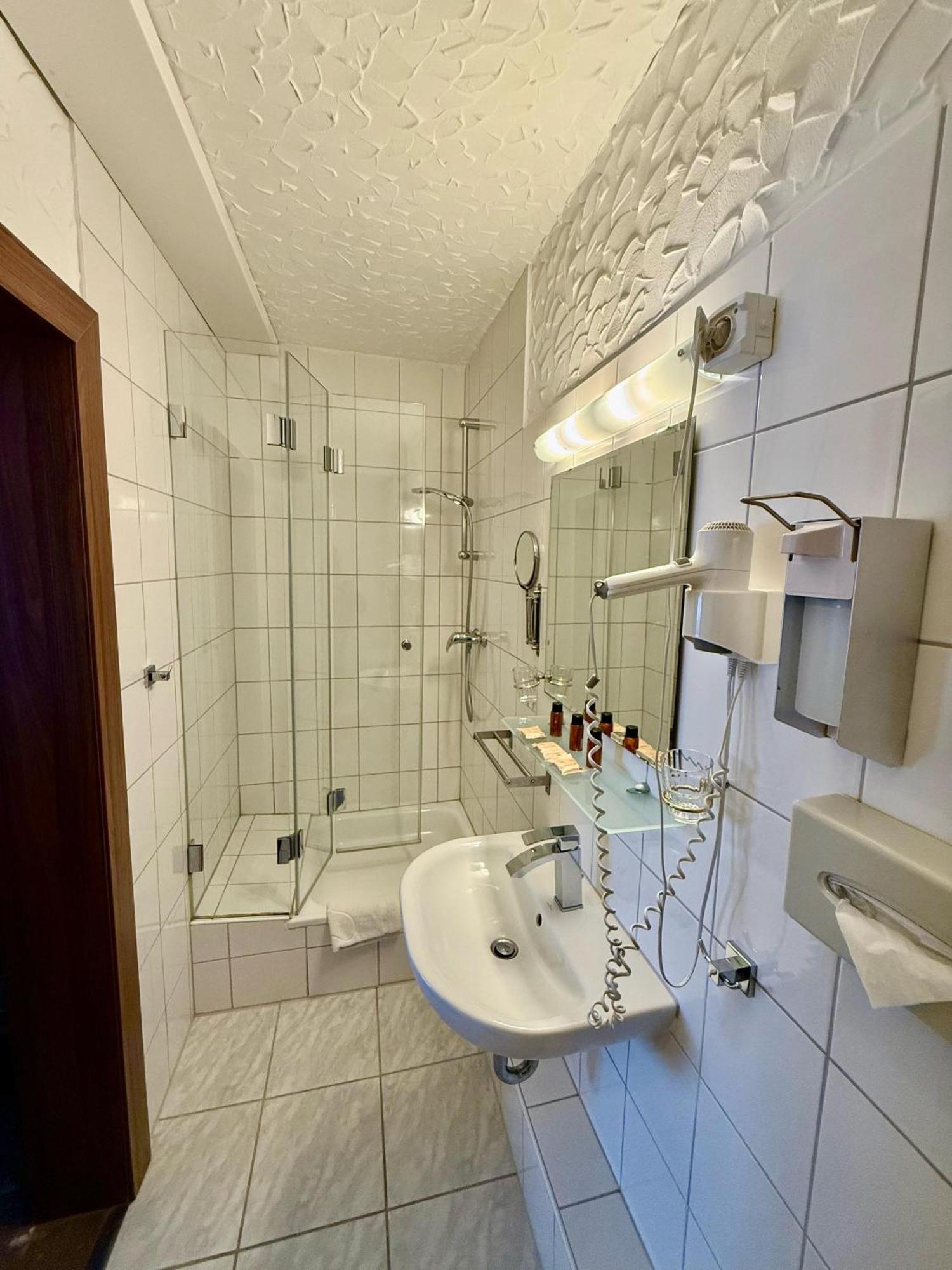 Family Room with Bathroom,1661631317:JPEG