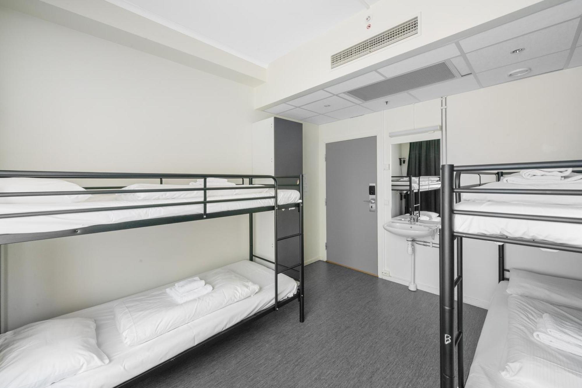 Bed in 4-Bed Dormitory Room