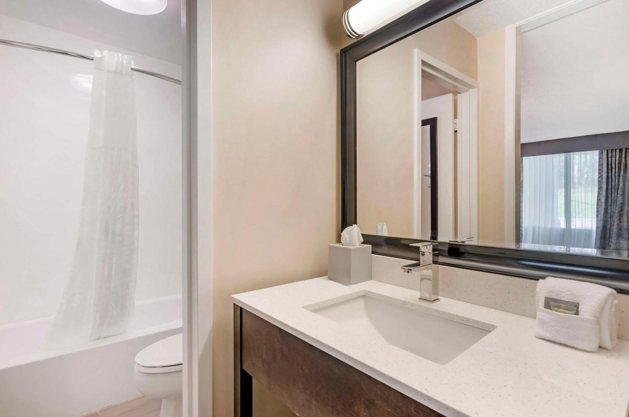 Double Room with Two Double Beds - Non Smoking