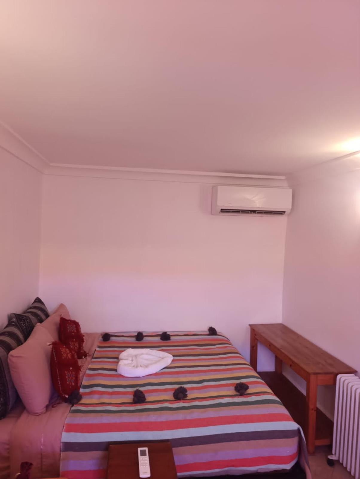 Quarto Triplo com Terraço
