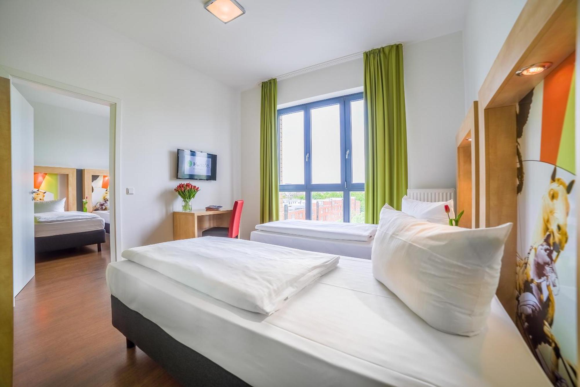 Standard Quadruple Room,1103634678:JPEG