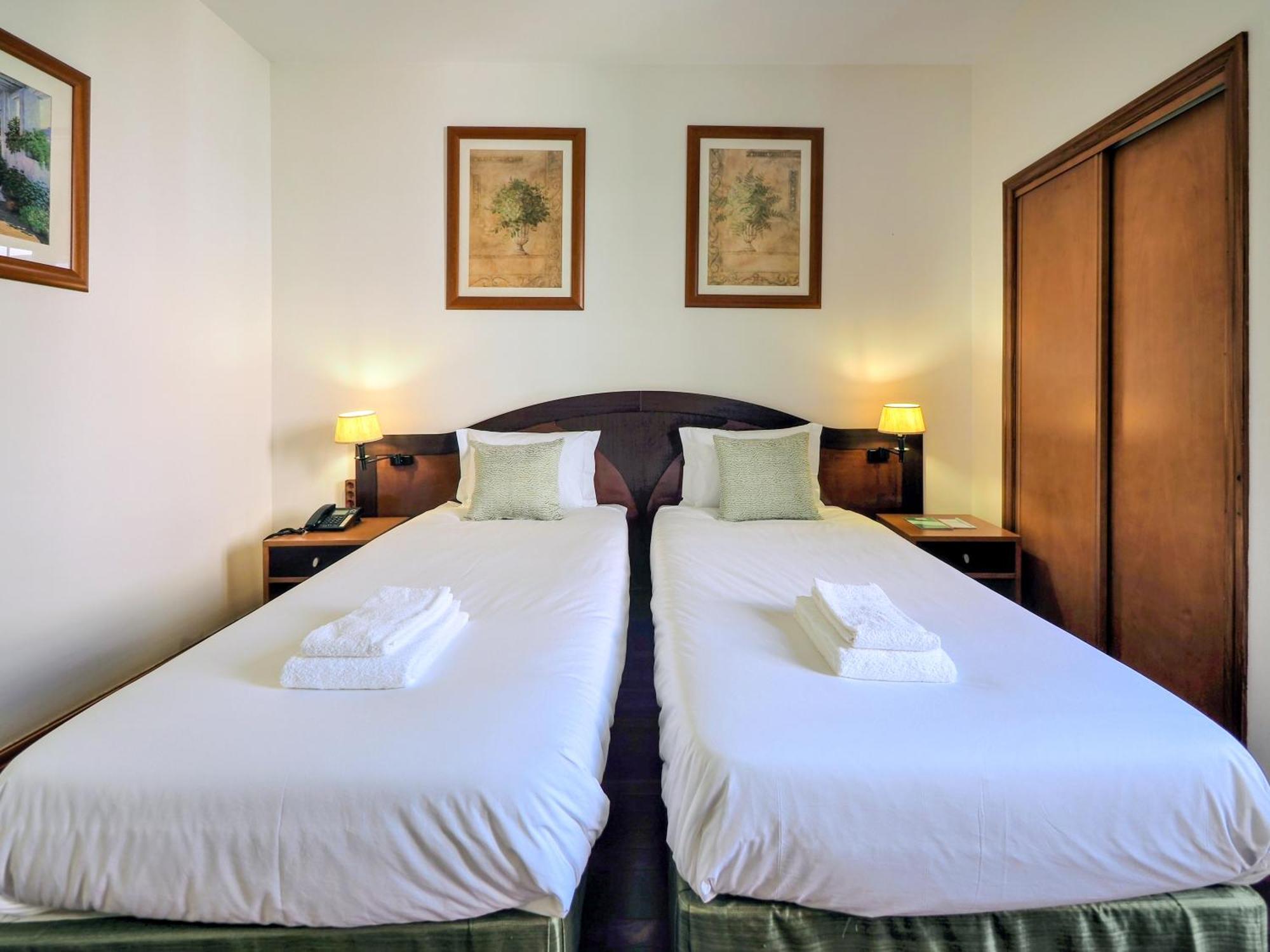 Twin Room,1664656215:JPEG