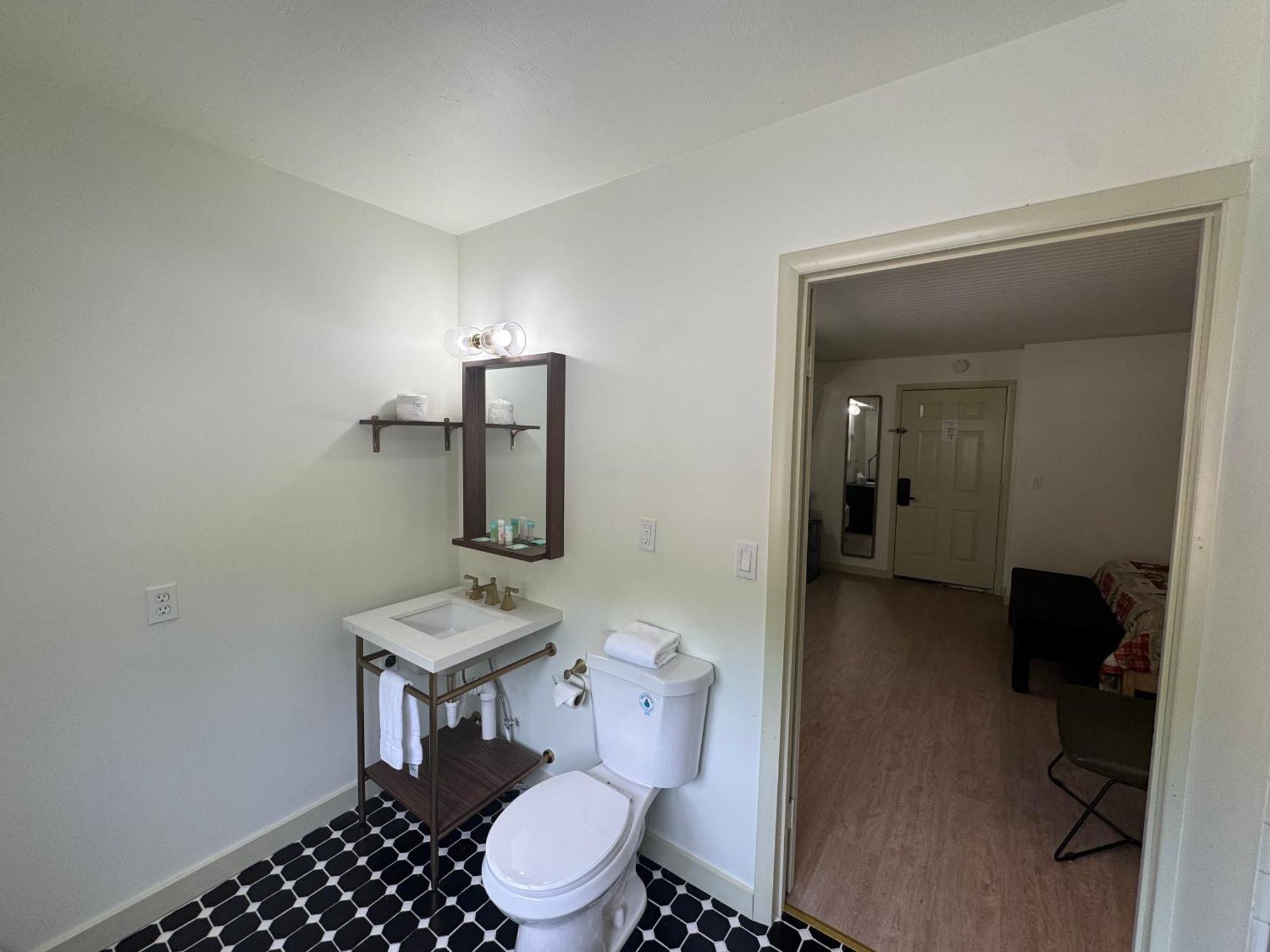 Queen Room