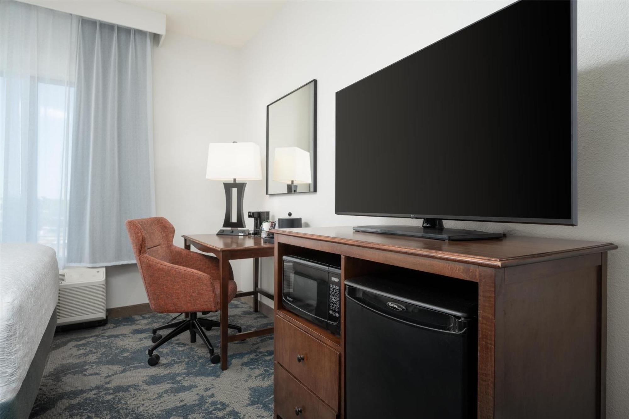 Queen Room with Two Queen Beds - Hearing Access/Non-Smoking