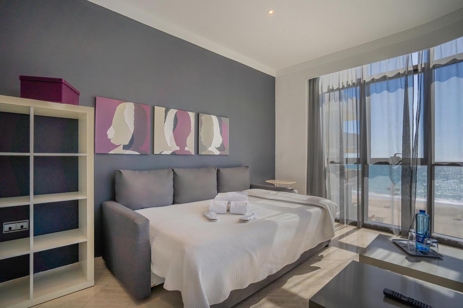 One-Bedroom Apartment Sea View,1666640046:JPEG