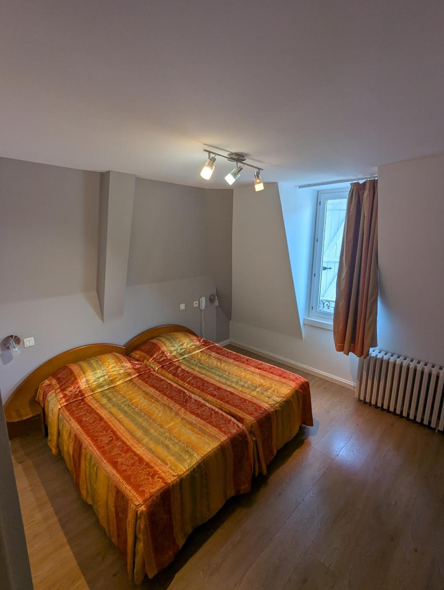 Chambre Lits Jumeaux - Vue sur Montagne