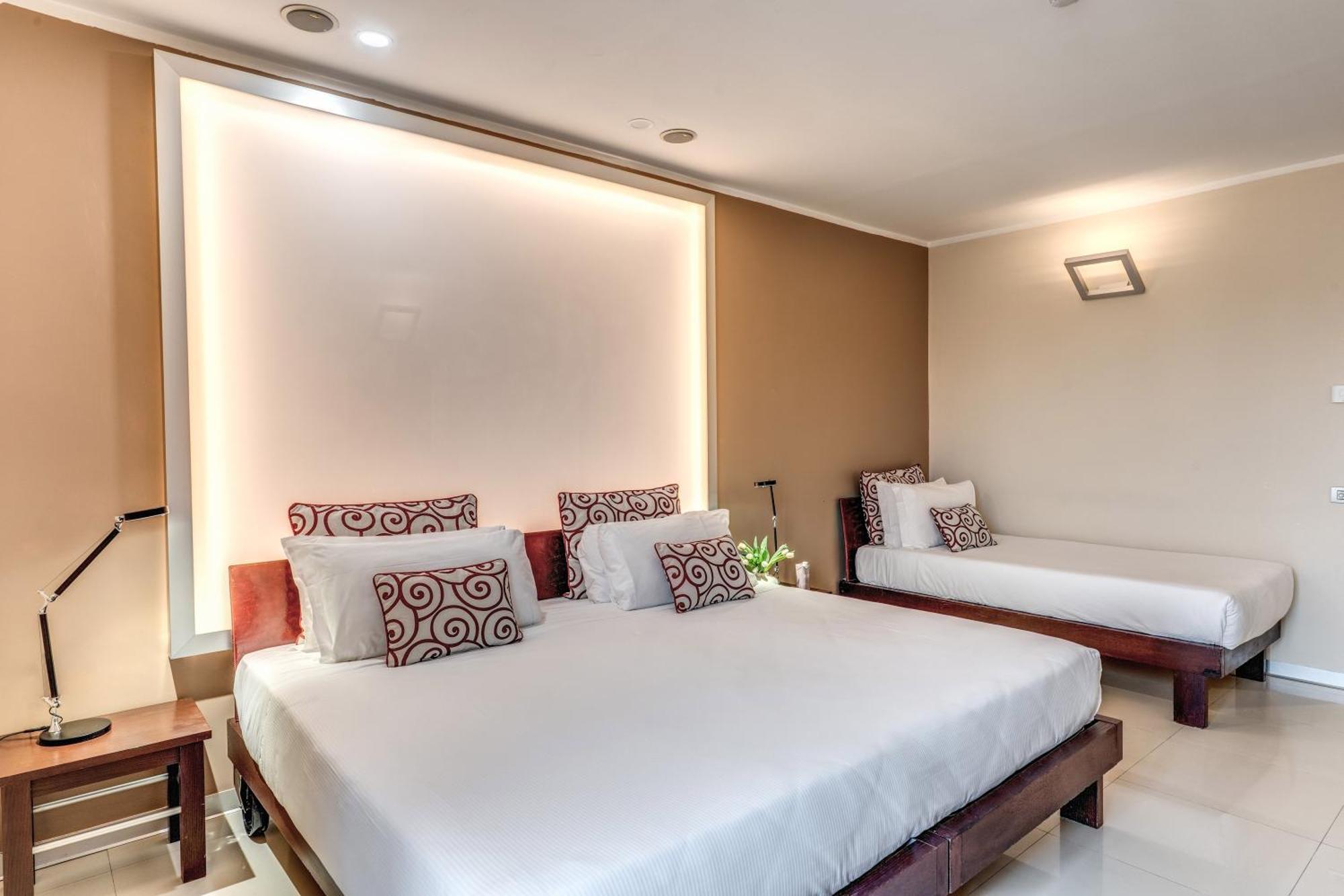 Triple Room,1774431033:JPEG