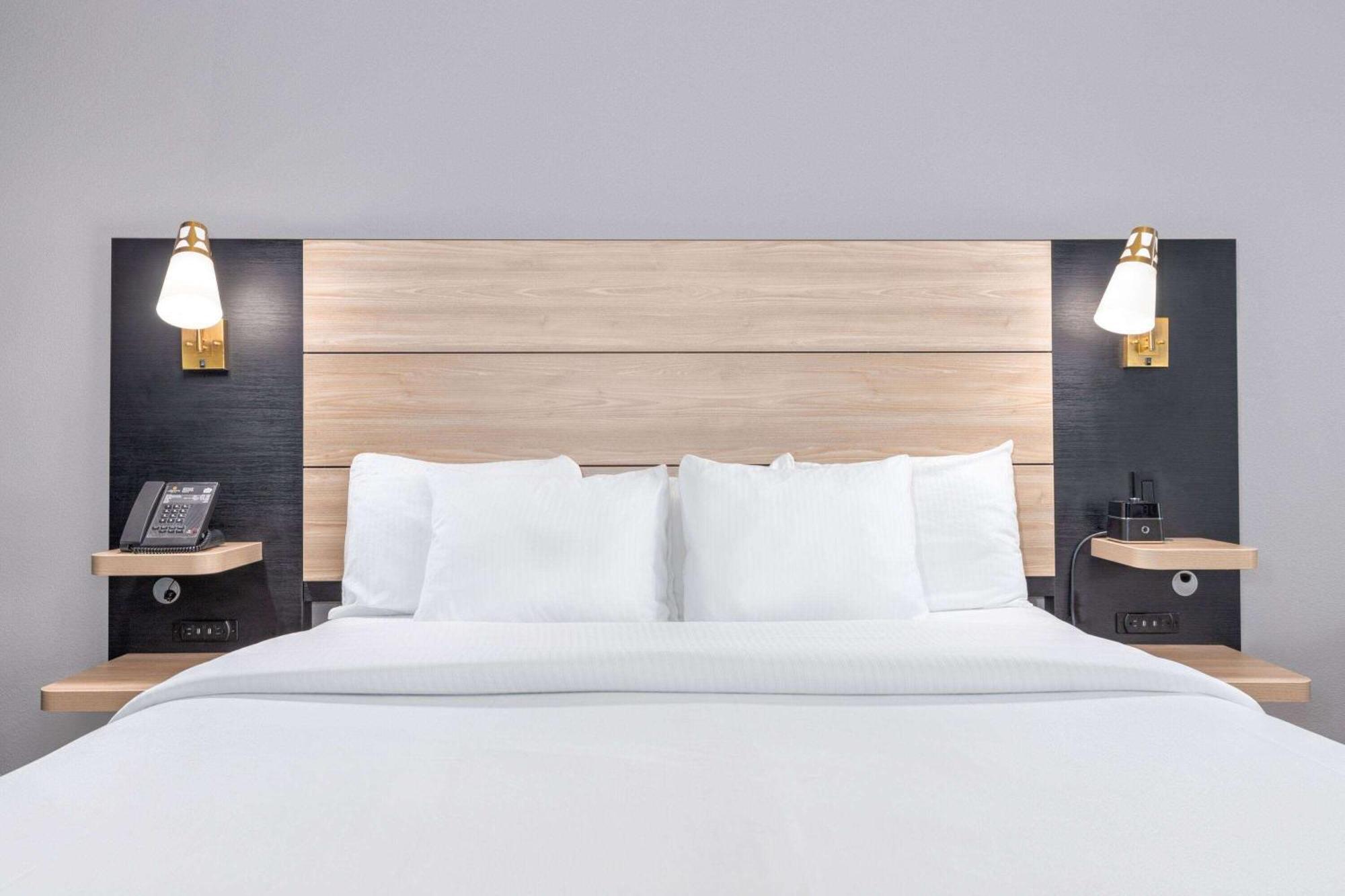 Executive King Room