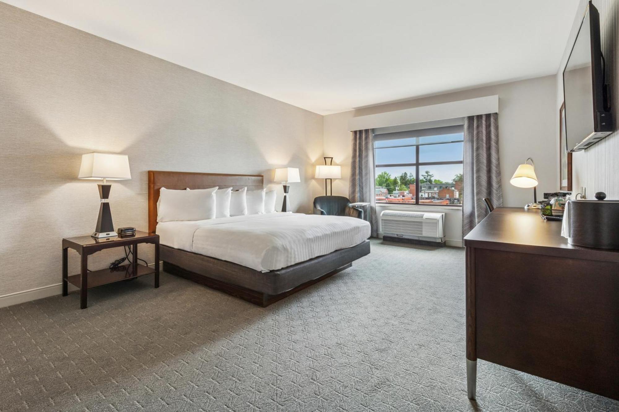 Executive King Room