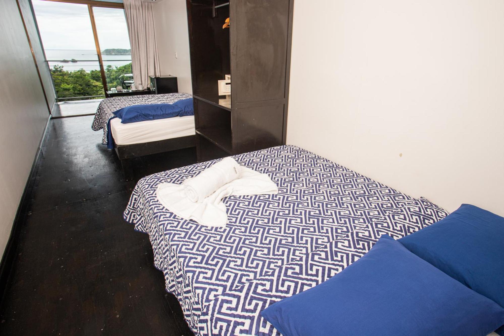 Habitación Cuádruple con vistas al mar