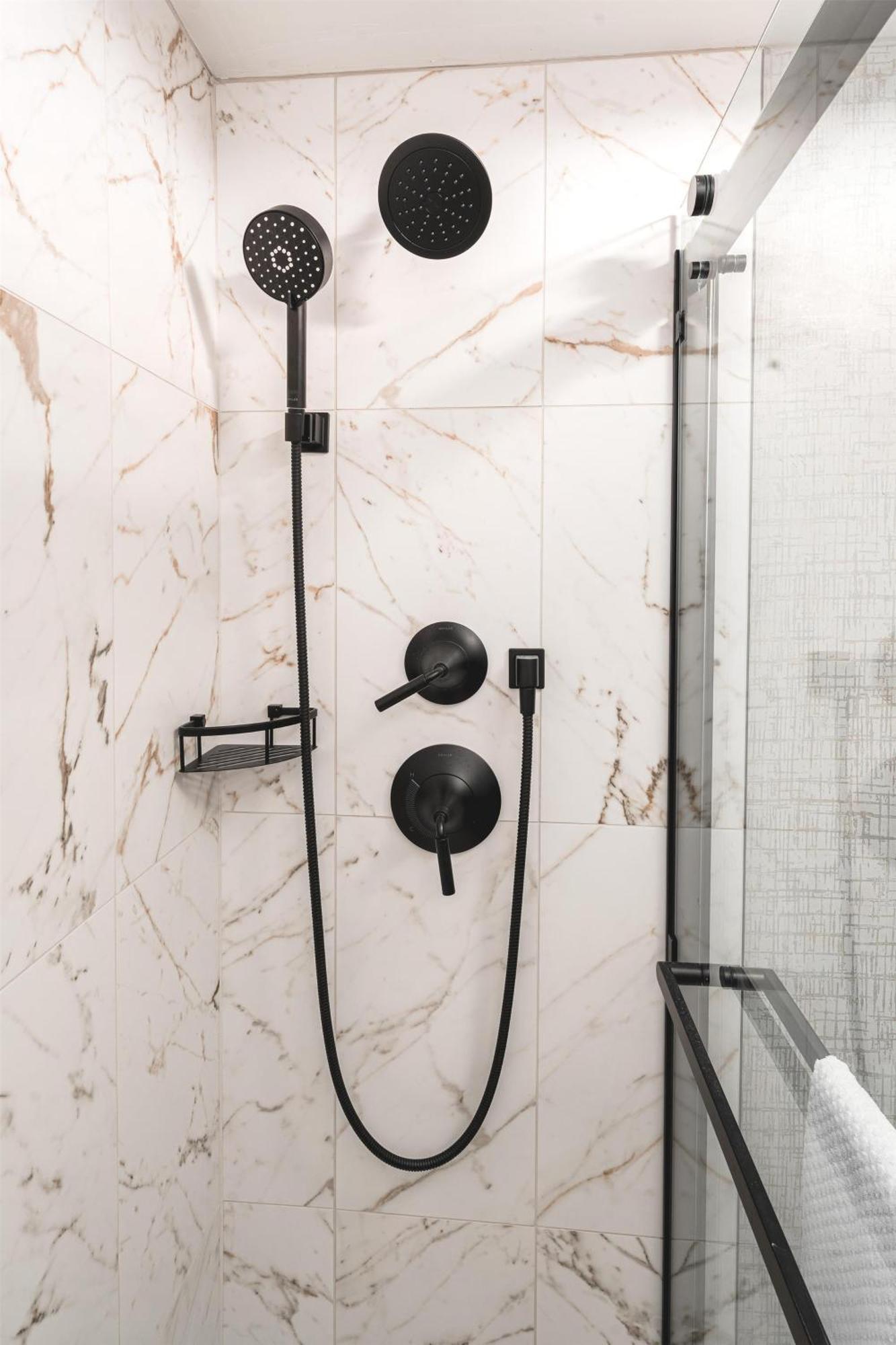 Deluxe Room with Two Double Beds,1756515037:JPEG