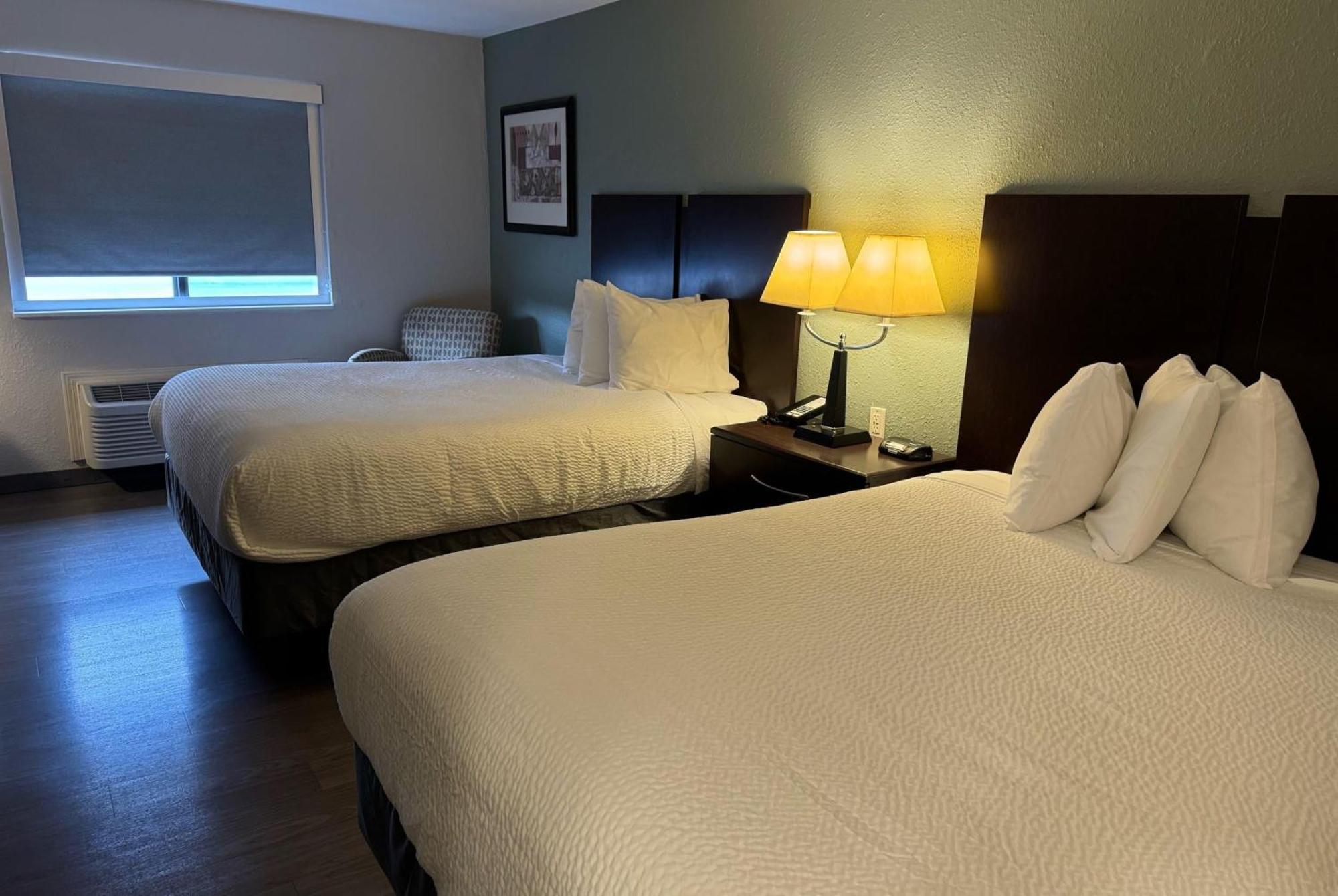 Queen Room with Two Queen Beds - Non-Smoking