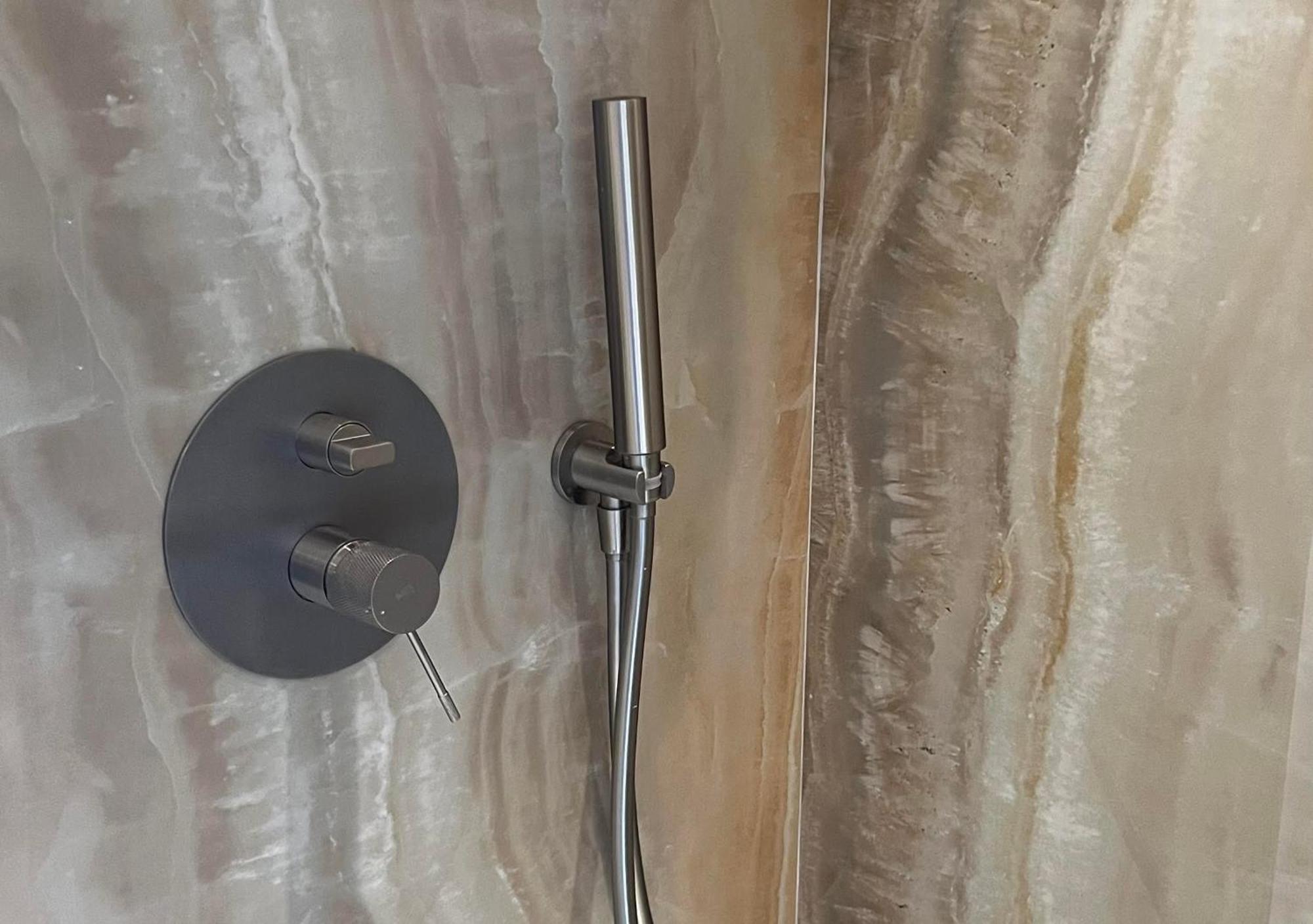 Studio de Luxe avec Terrasse - Vue sur Mer