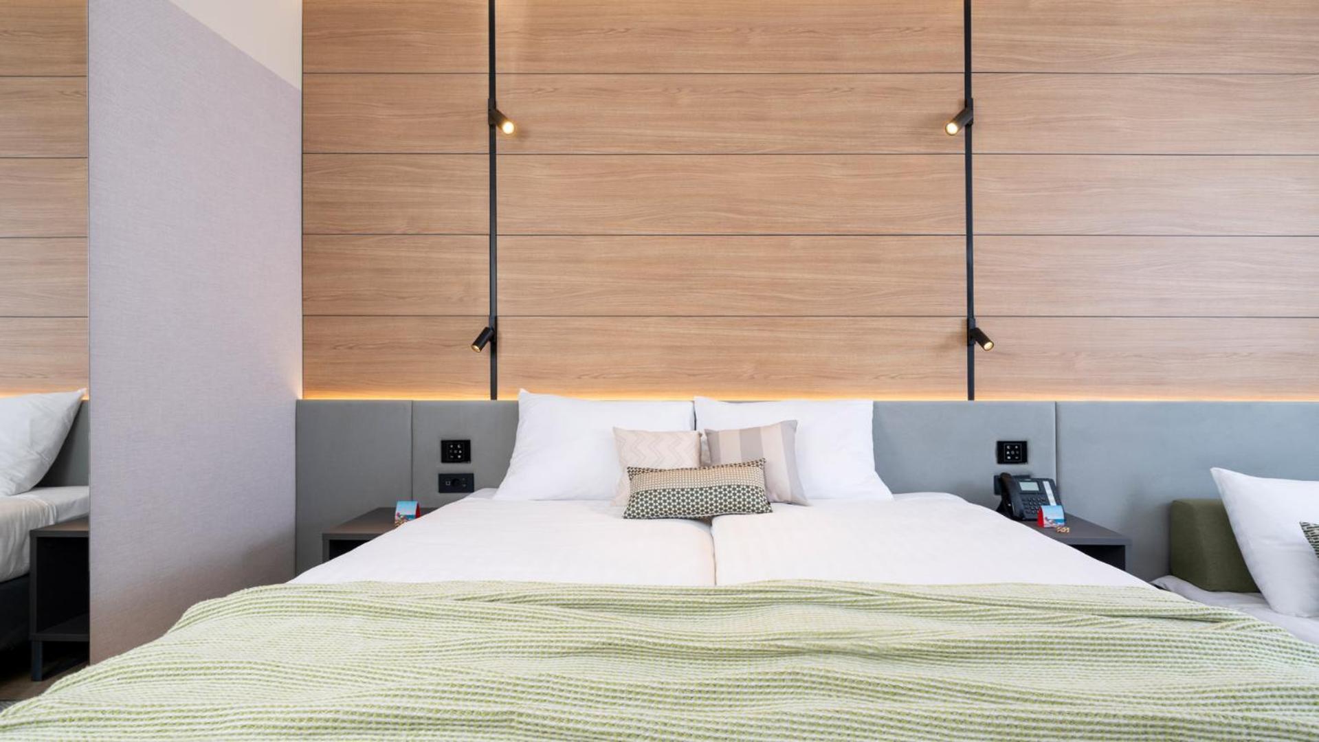 Camera Classic con Balcone Lato Parco - Letto Supplementare