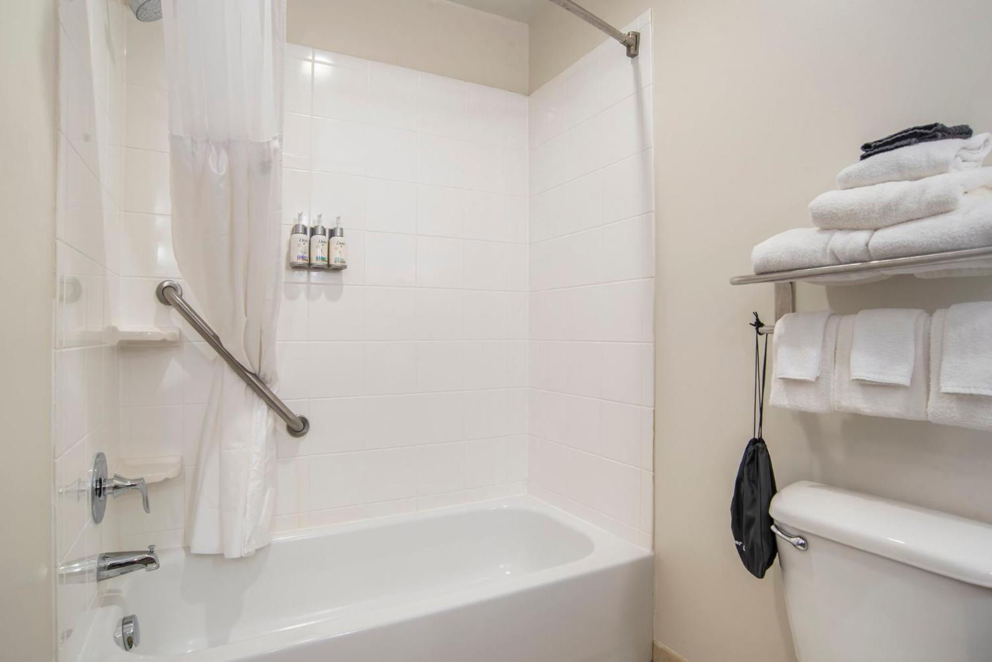 Standard Queen Room with Two Queen Beds and Bath/Shower