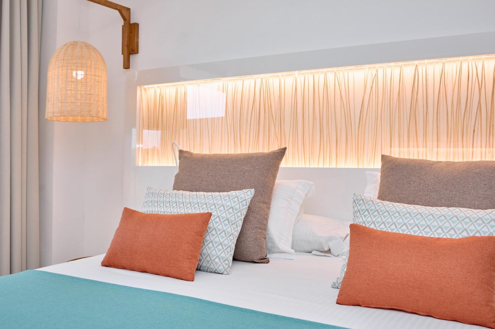Doppelzimmer mit Poolblick