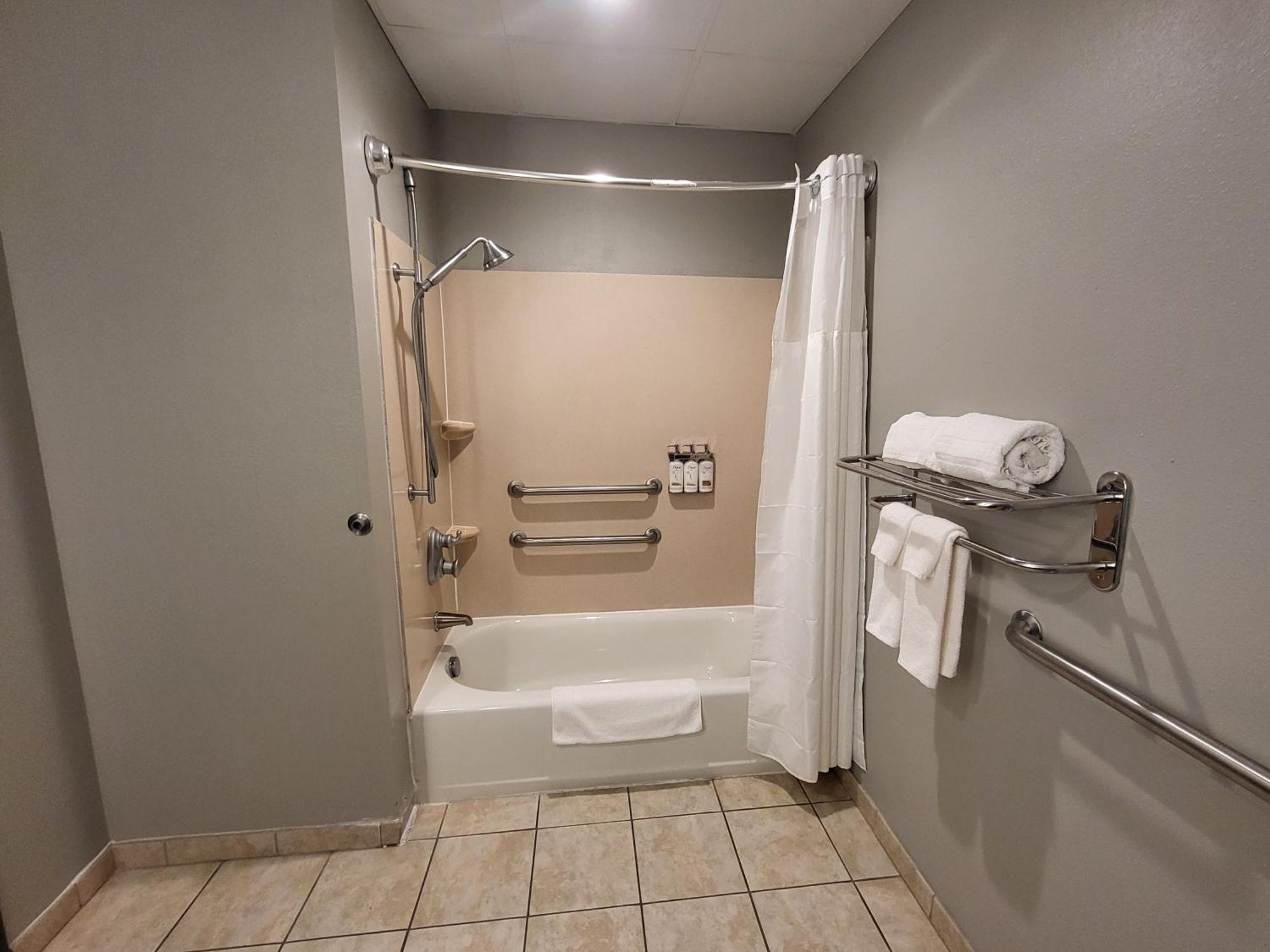King Room with Tub - Disability Access/Non Smoking