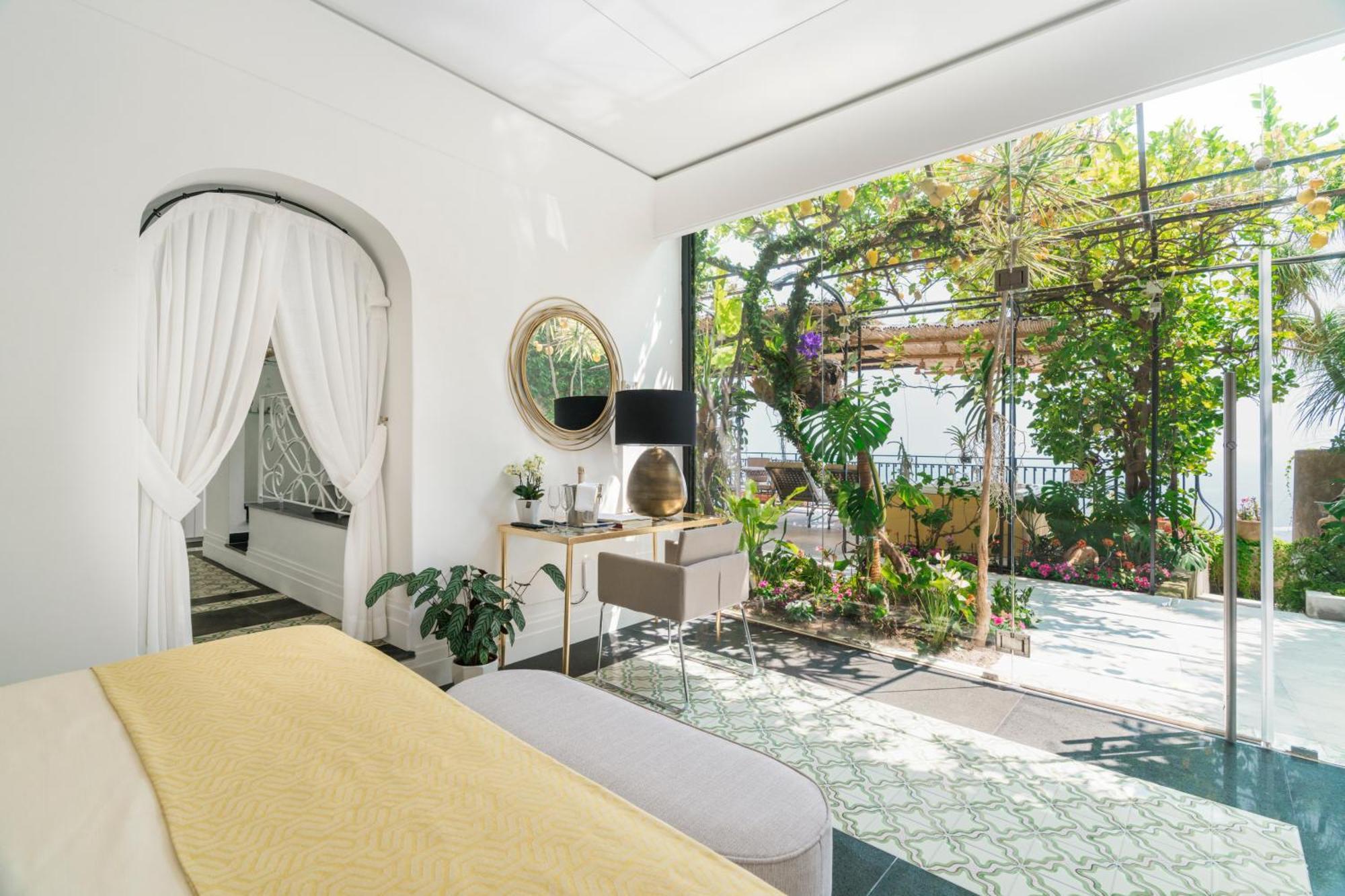 Suite Deluxe con Vista Mare