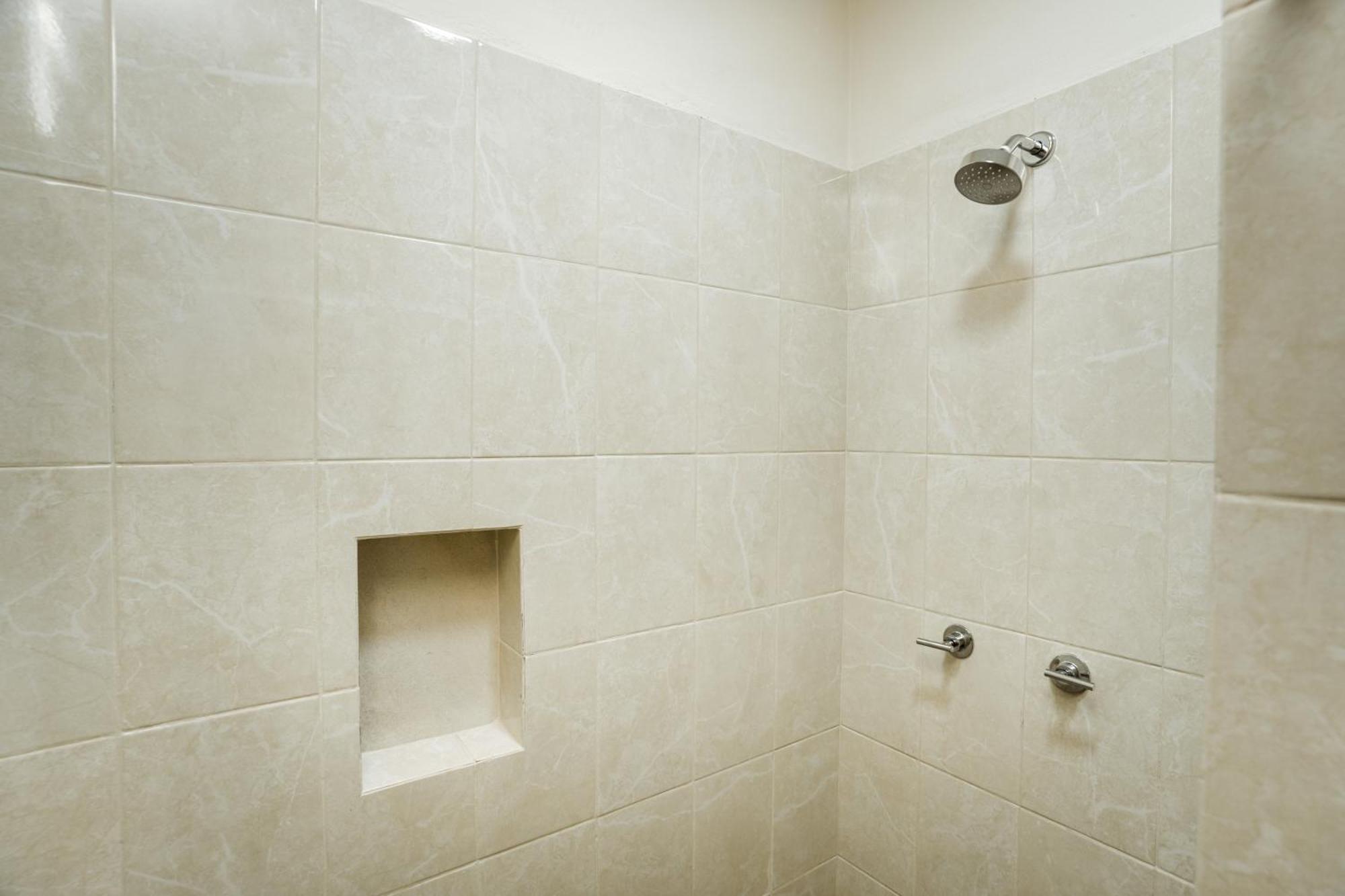 Triple Room,1683855751:JPEG