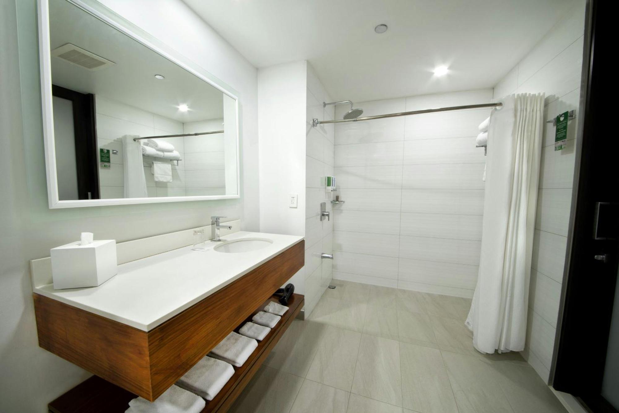 Chambre Traditionnelle avec 2 Lits Queen-Size