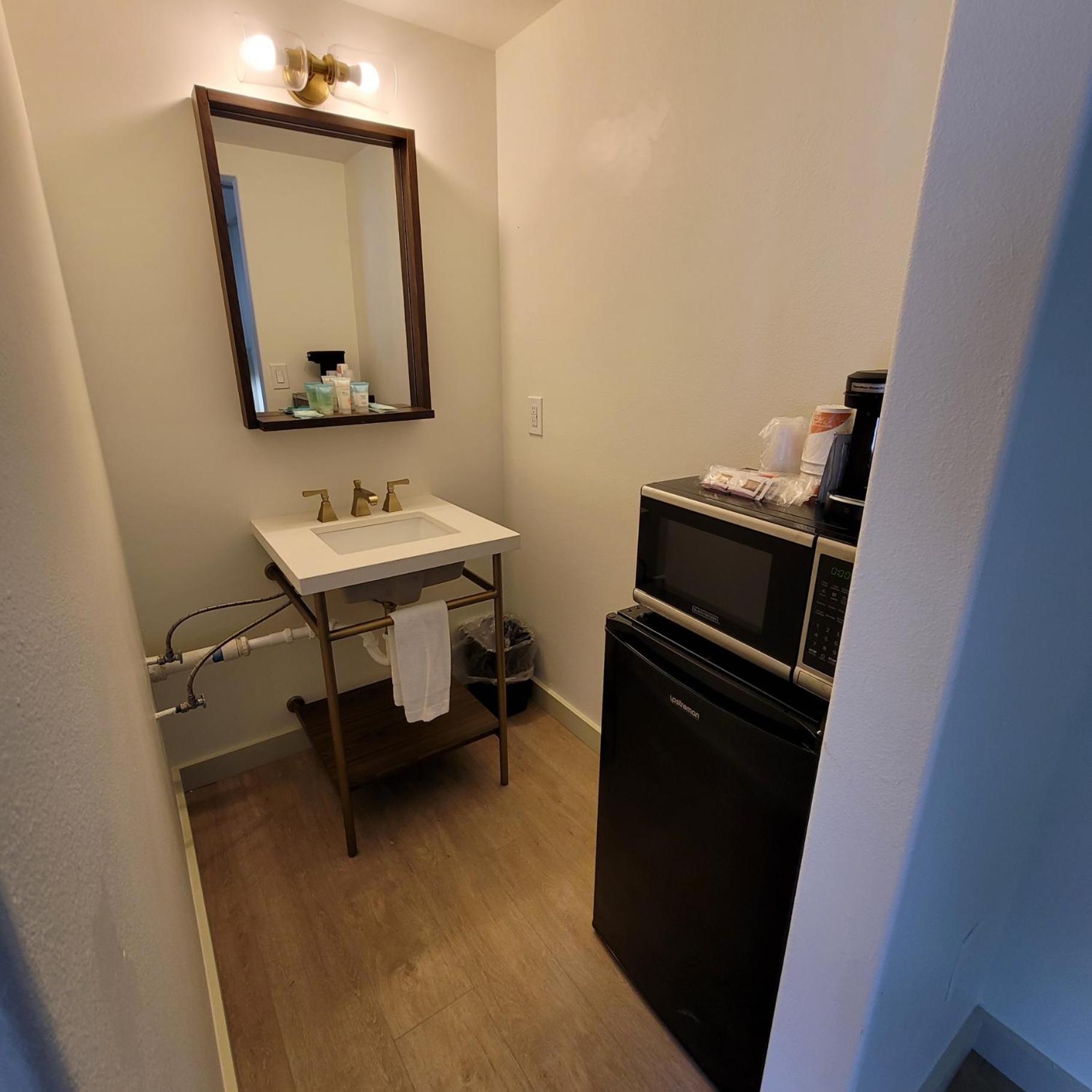 Triple Room with Balcony