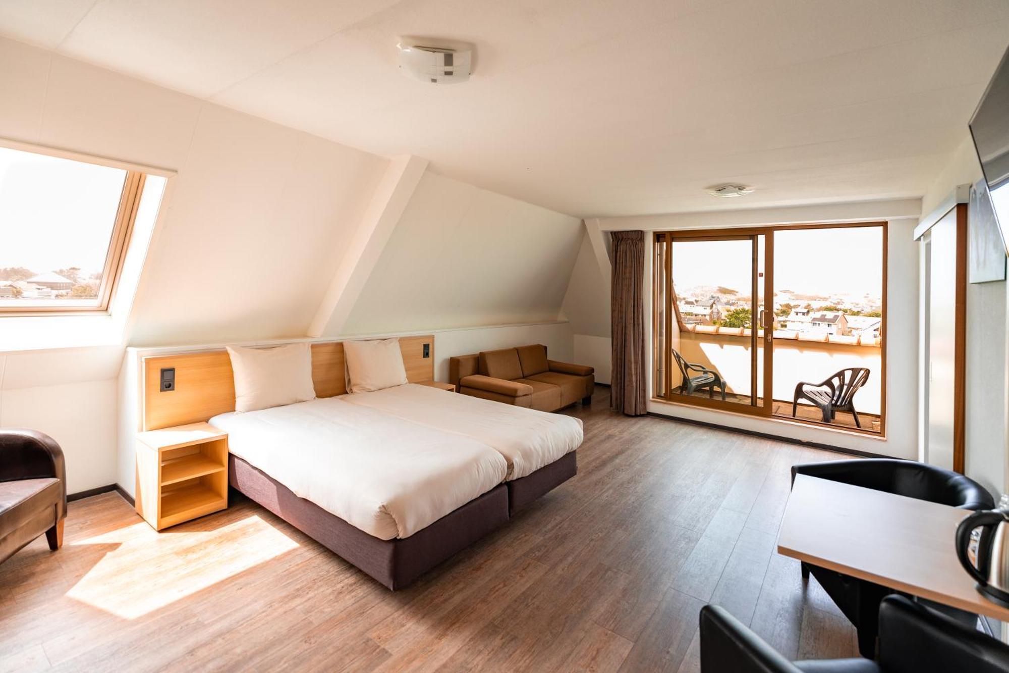 Junior Suite,1687475918:JPEG