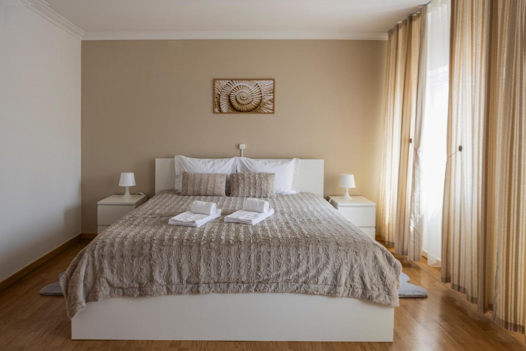 King Room,1687490366:JPEG