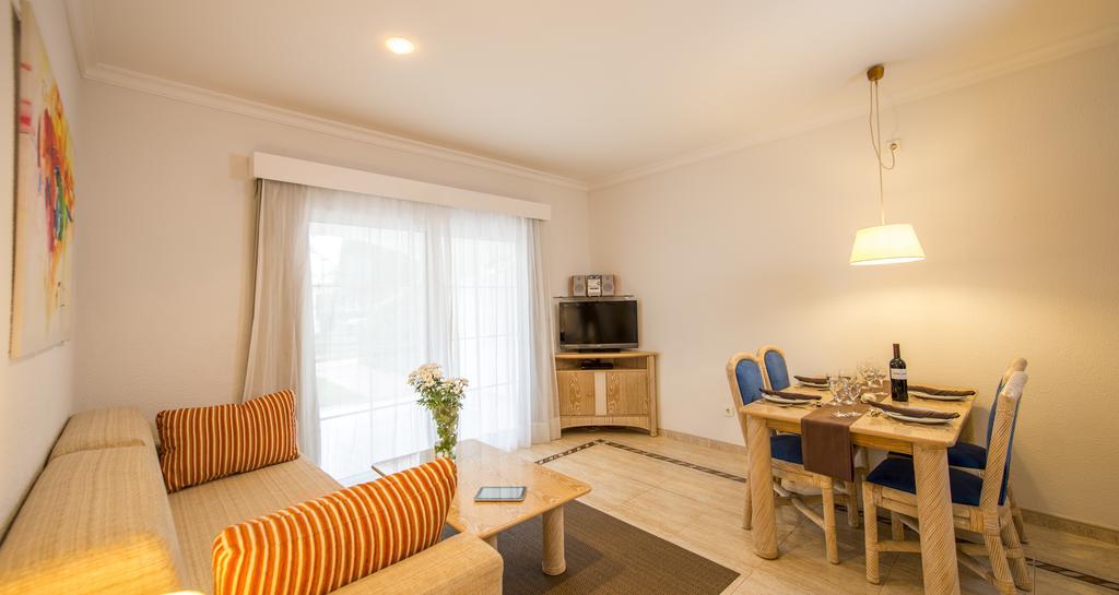 Apartamento com 1 Quarto