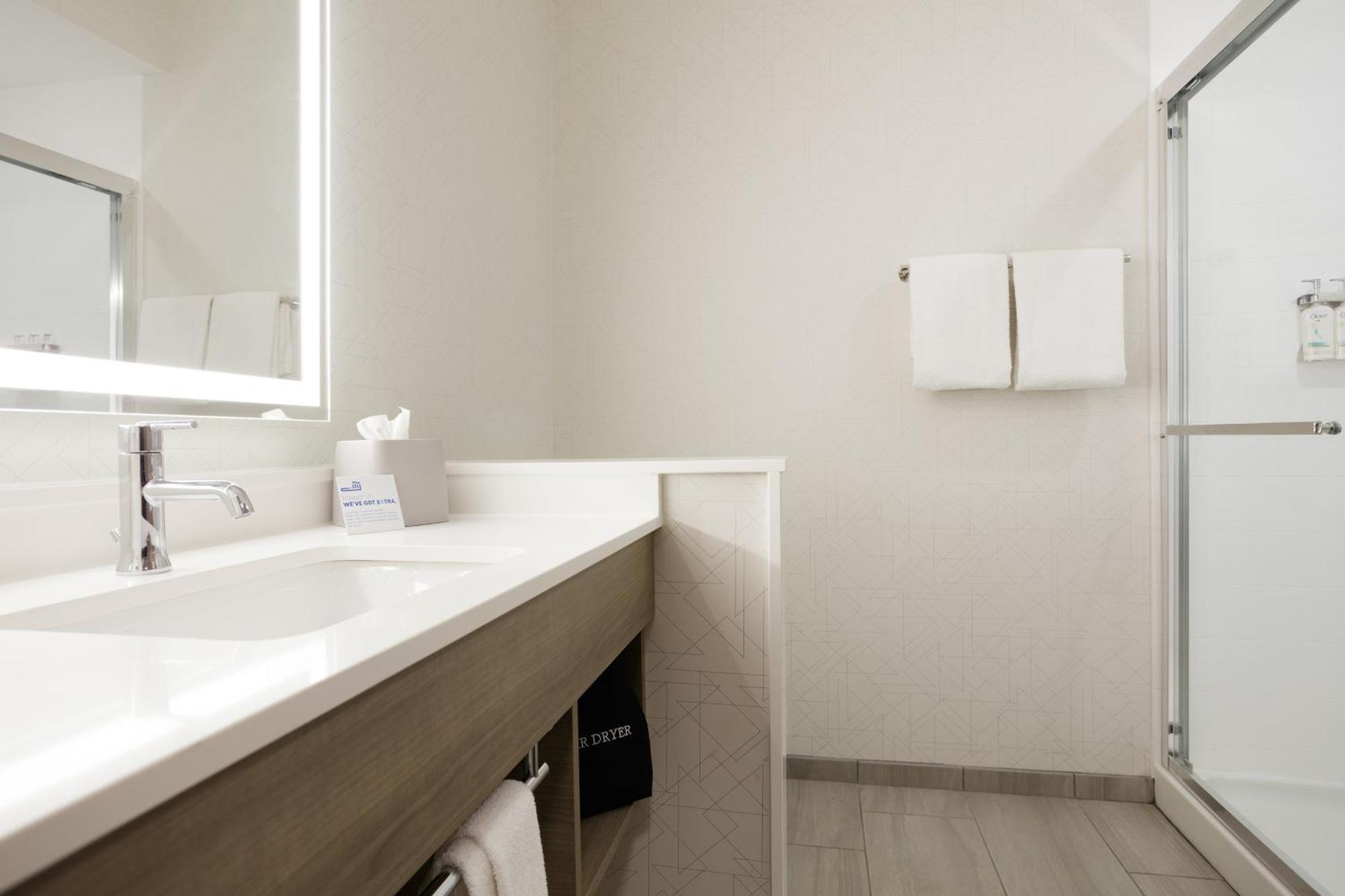 Standard Room,1773691366:JPEG